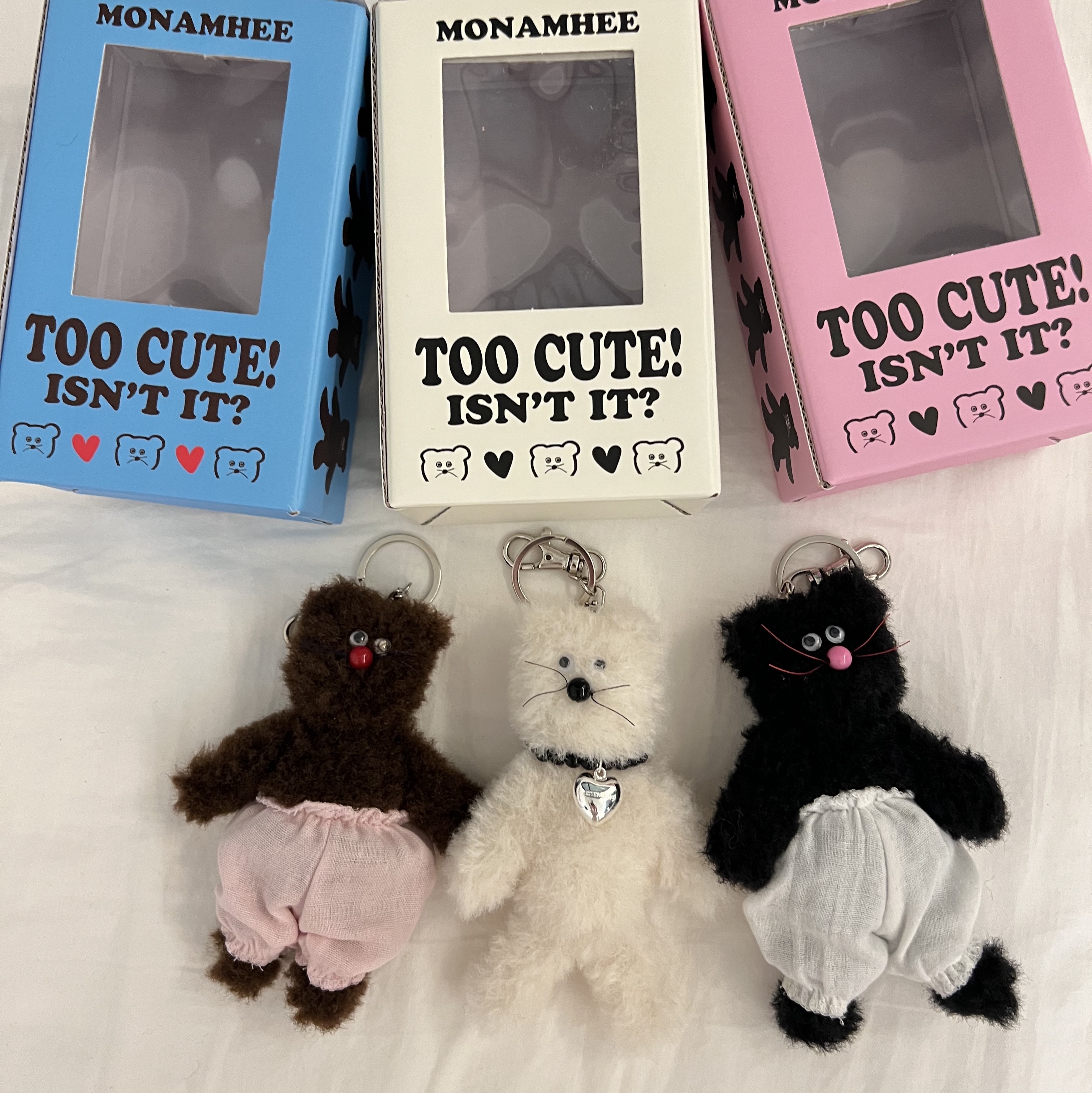 [KREAM 단독] Monamhee Creami Keyring Cream, Monamhee Bred Keyring with Pink Pants Brown 착용 스타일 - 2