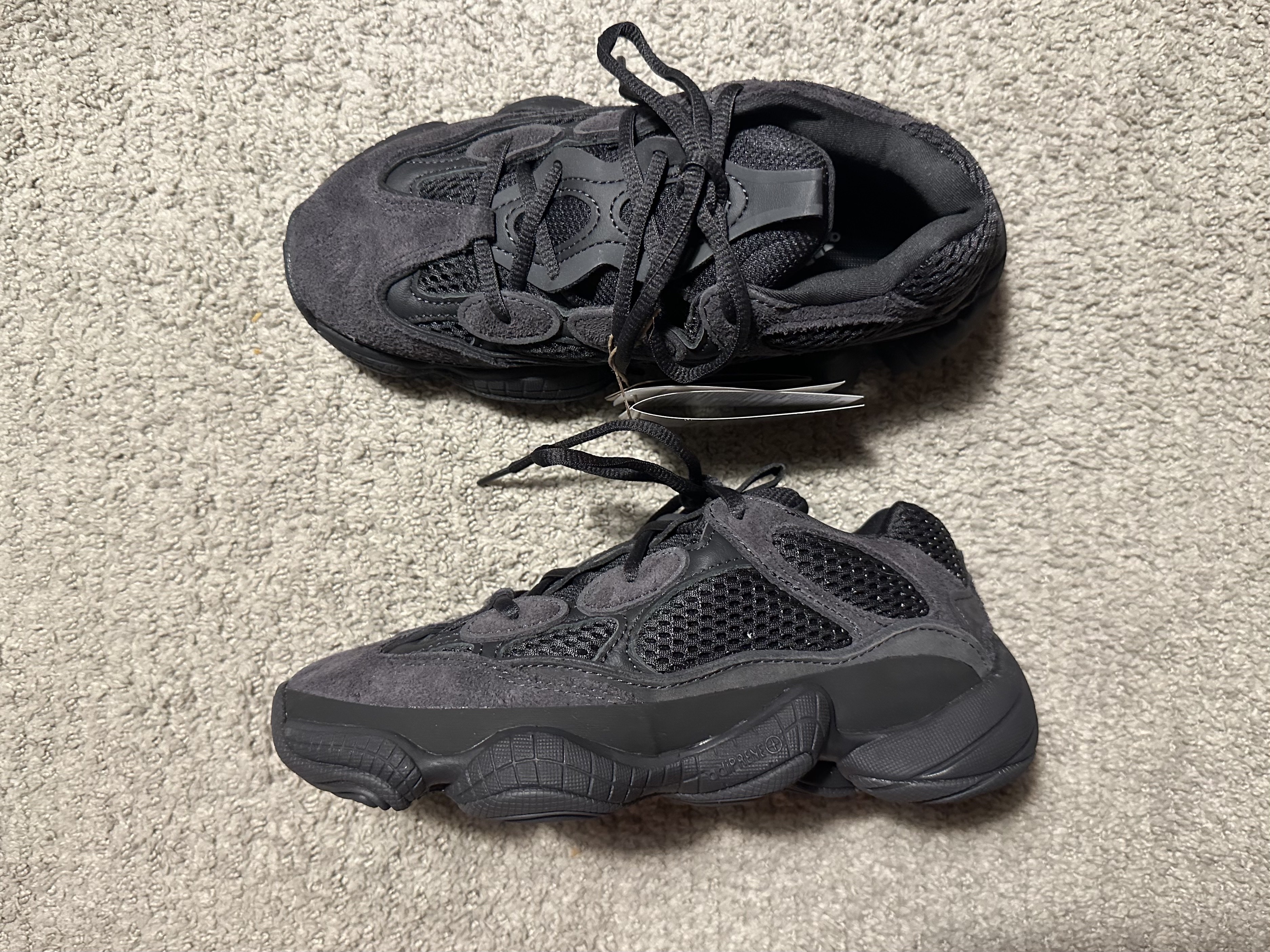 Adidas Yeezy Slide Azure, Adidas Yeezy Slide Onyx 착용 스타일 - 4