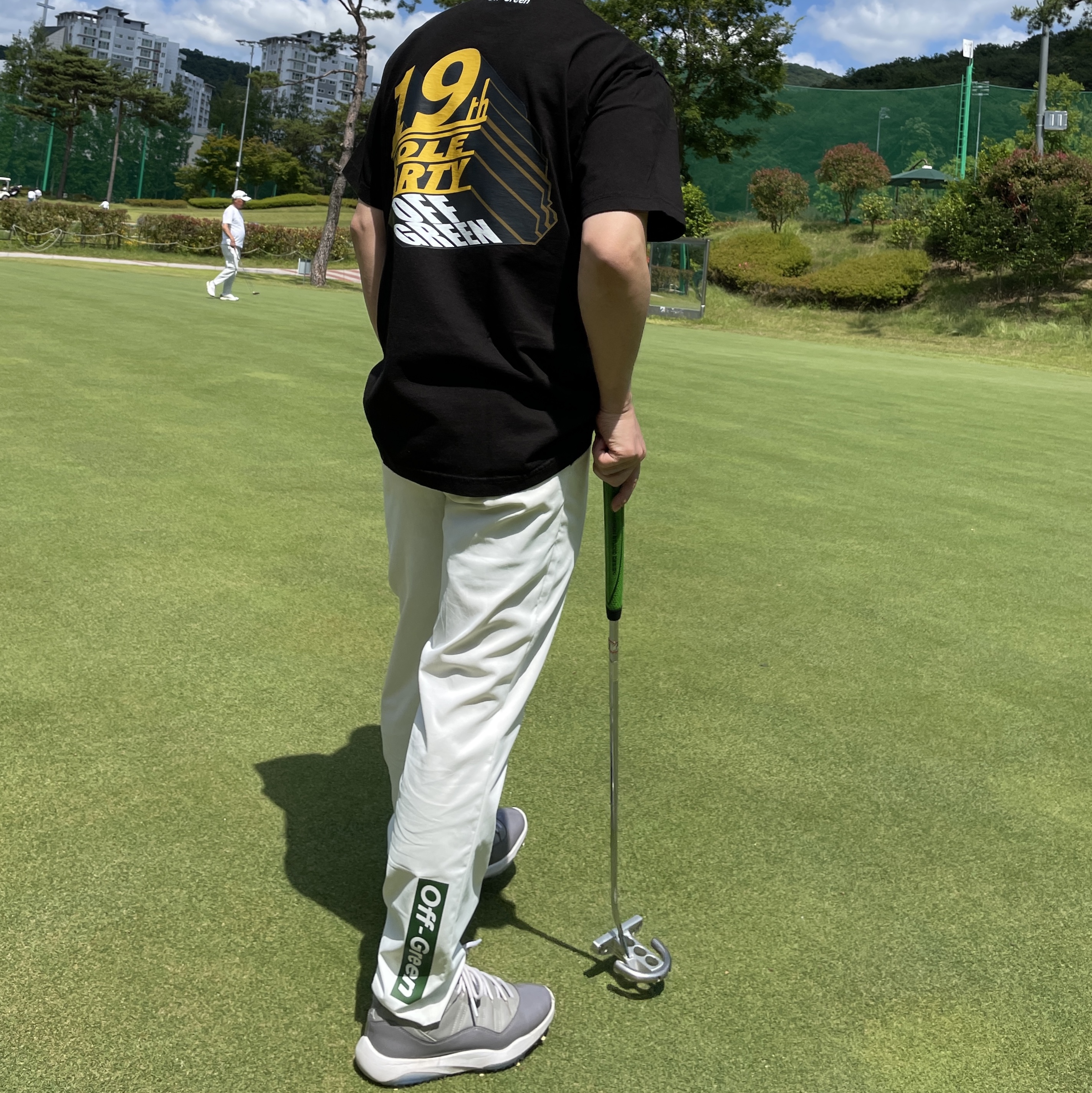 Jordan 11 Retro Low Golf Cool Grey 착용 스타일 - 4