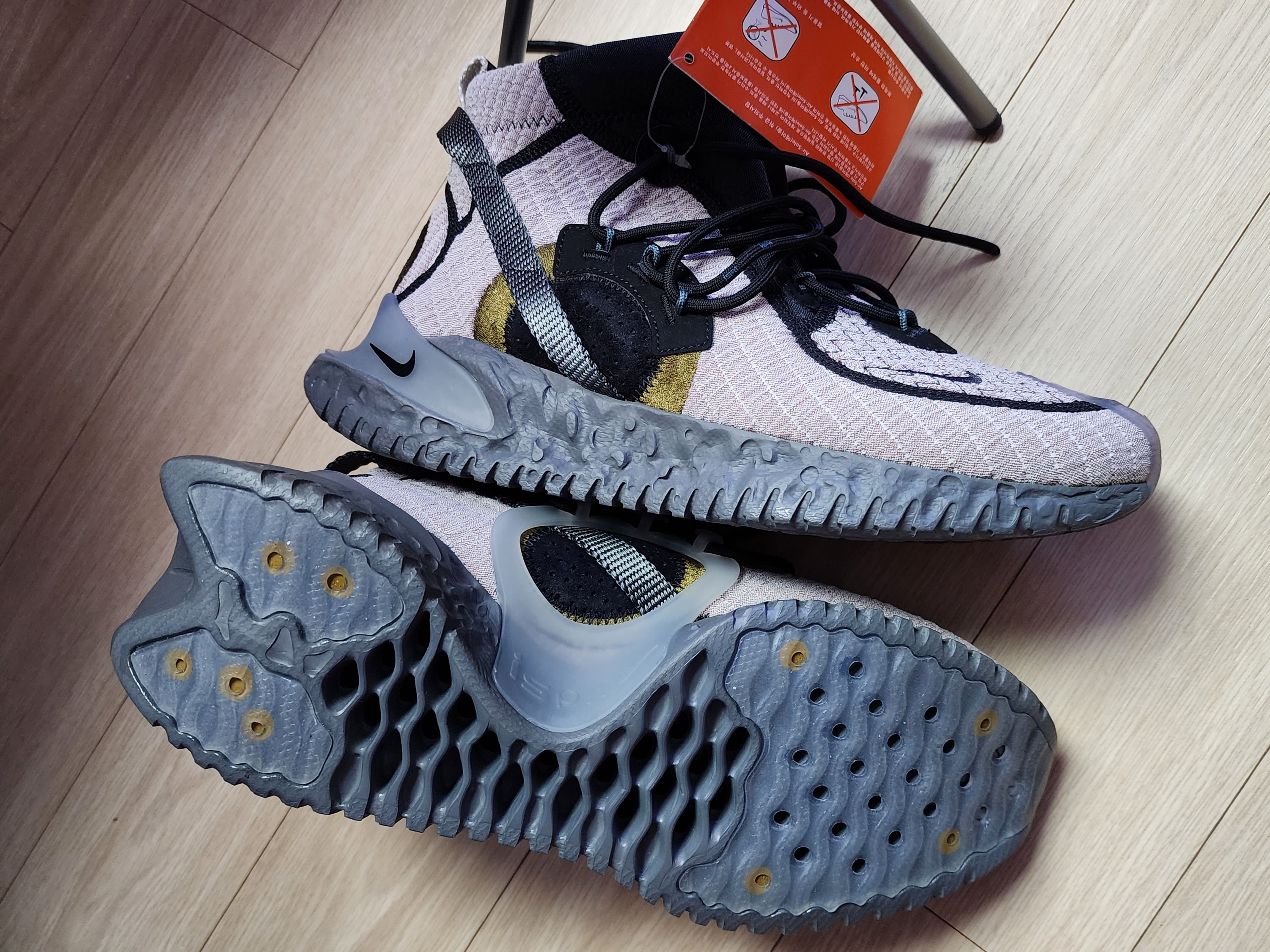 Nike Flow 2020 ISPA SE Smokey Mauve 착용 스타일 - 2