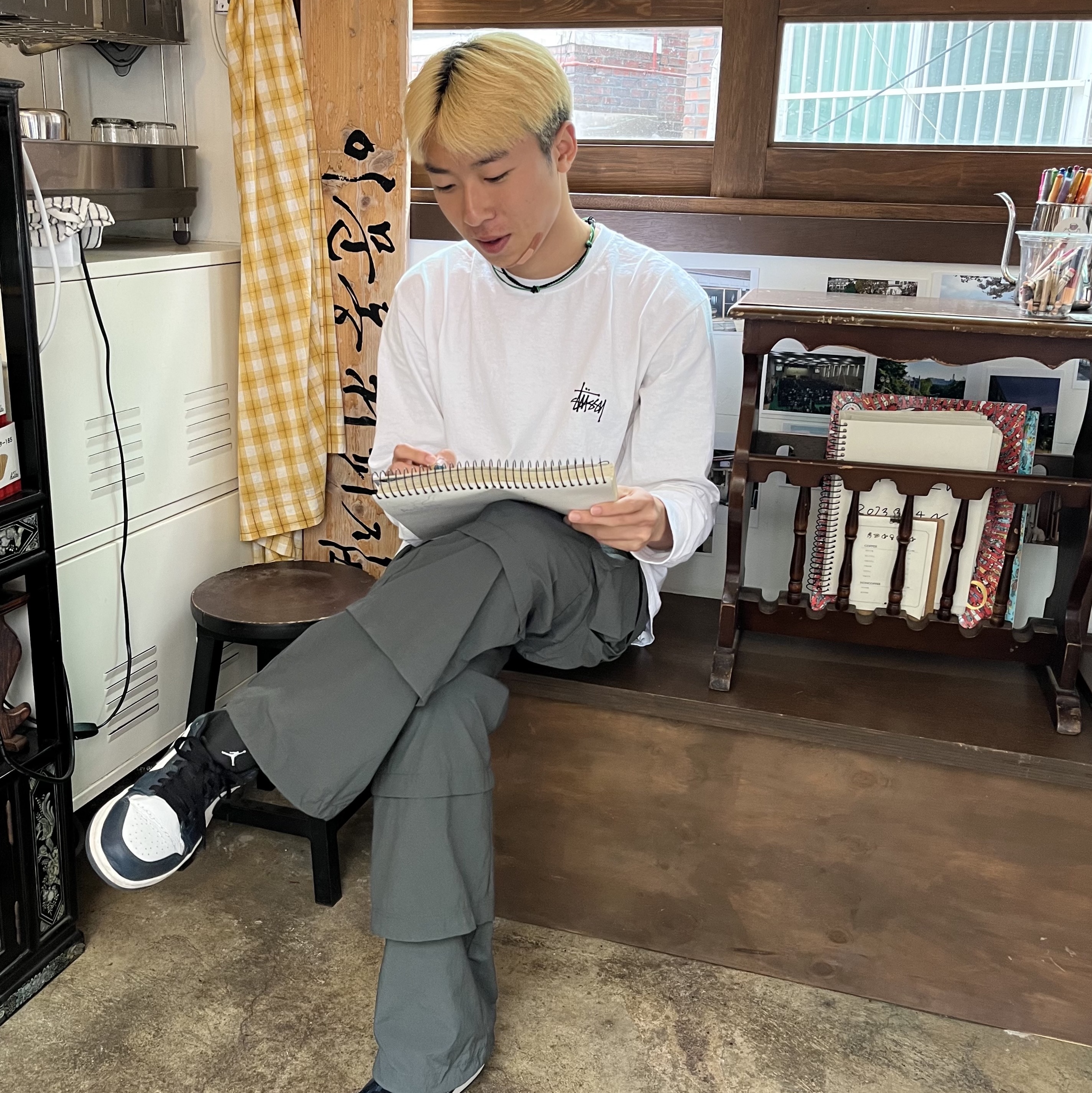 Stussy Basic Stussy LS T-Shirt White 2023 착용 스타일