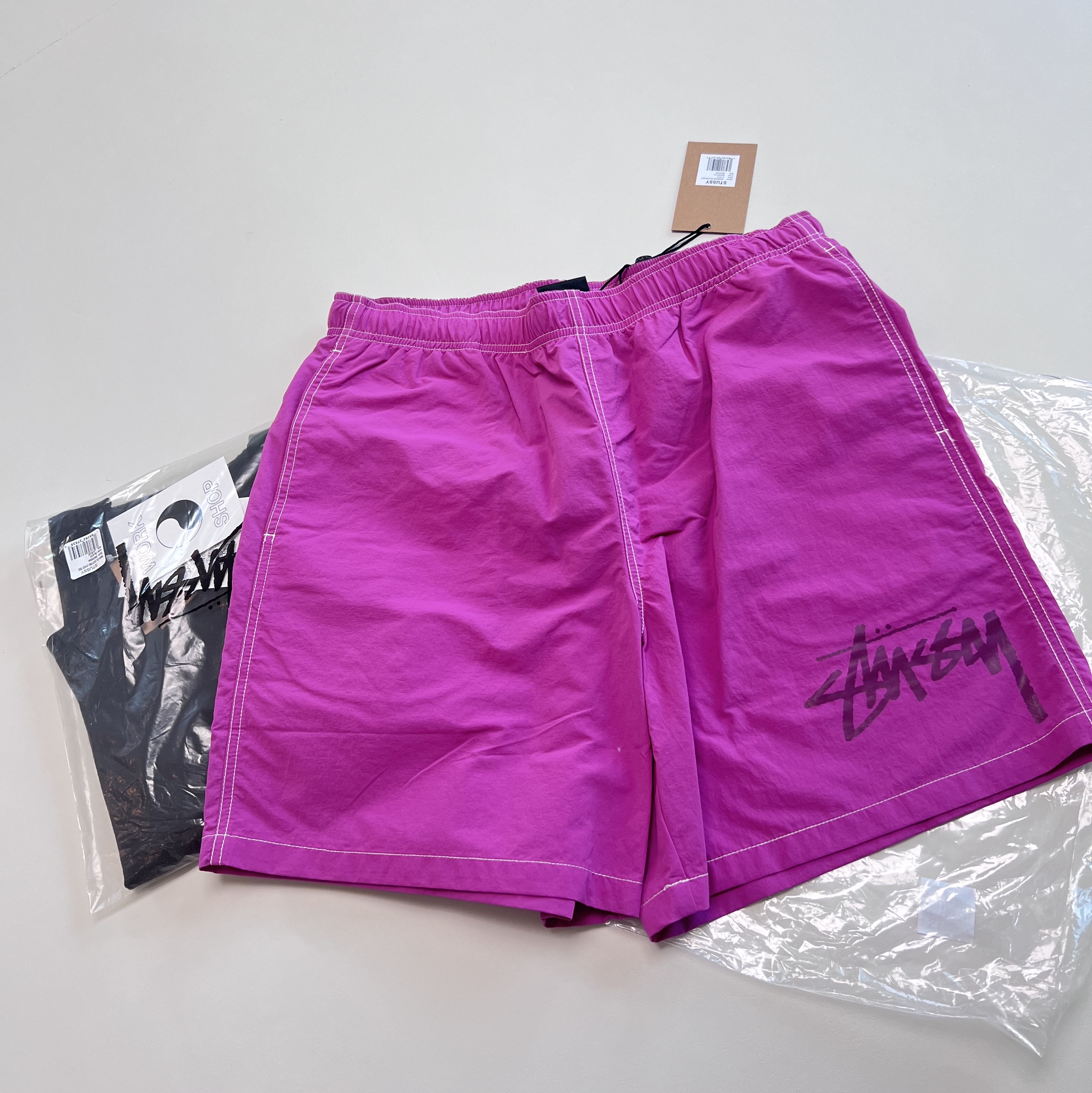 Stussy x Our Legacy Work Shop Water Shorts Magenta 착용 스타일 - 2