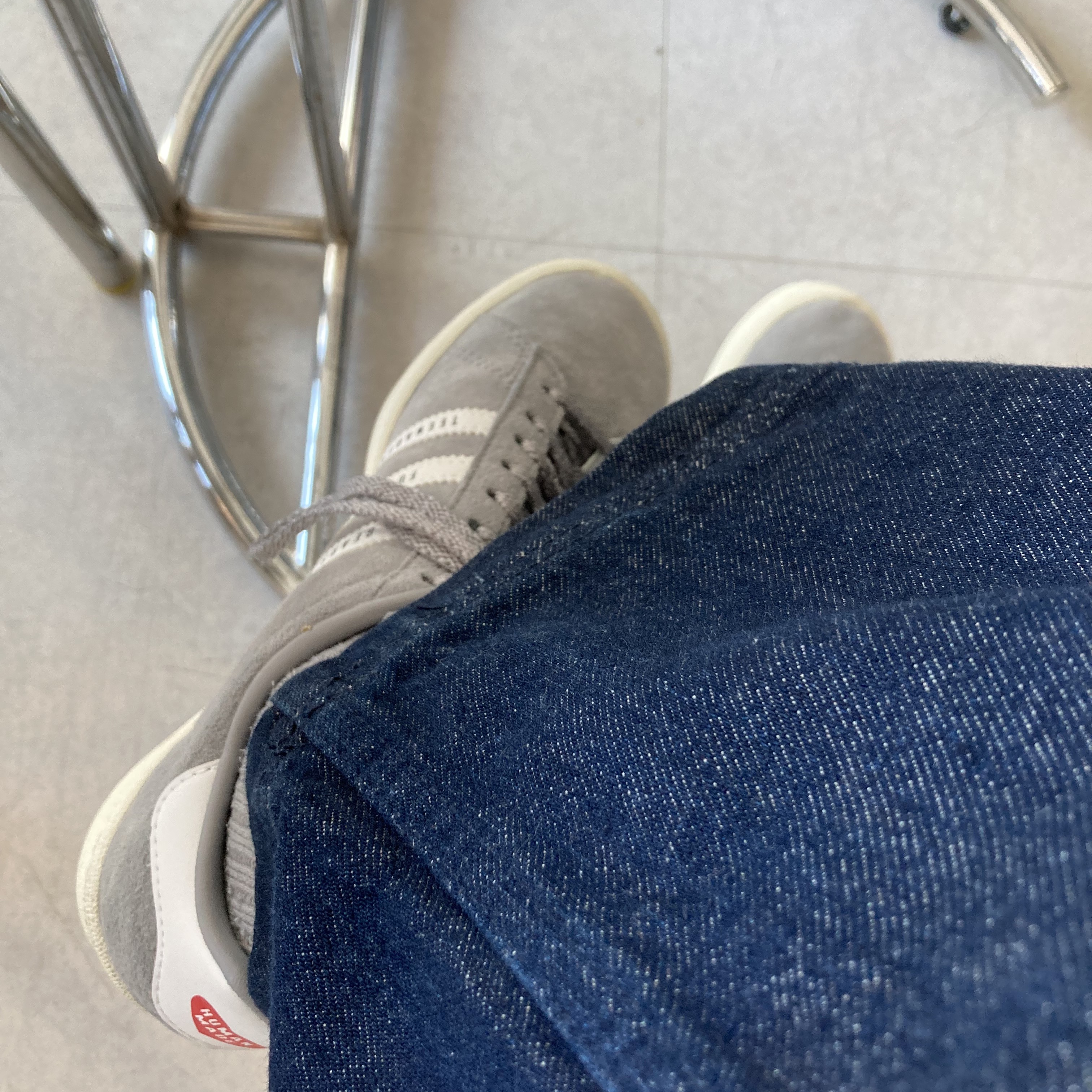 Adidas x Human Made Campus Light Onix 착용 스타일 - 1