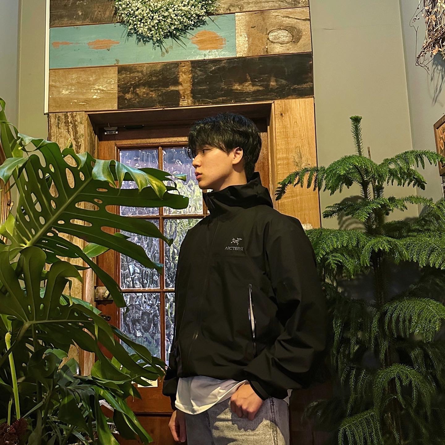 Arc'teryx Beta Jacket Black, Ader Error Fendig Jeans Grey 착용 스타일