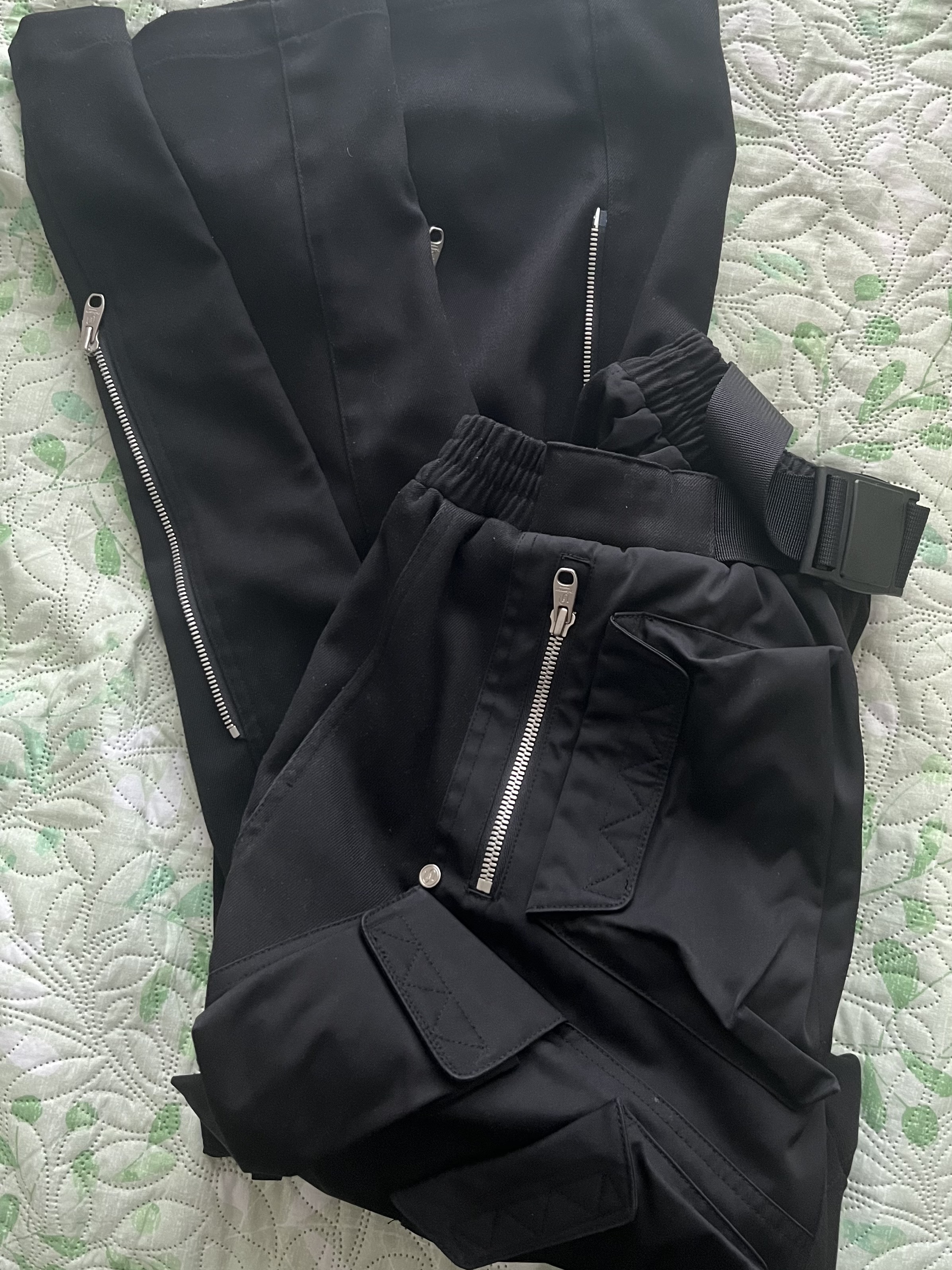 Undermycar x Ohhyunseog Boltume.5 Hardware Cargo Pocket Wide Pants Turbo Black - 22FW 착용 스타일