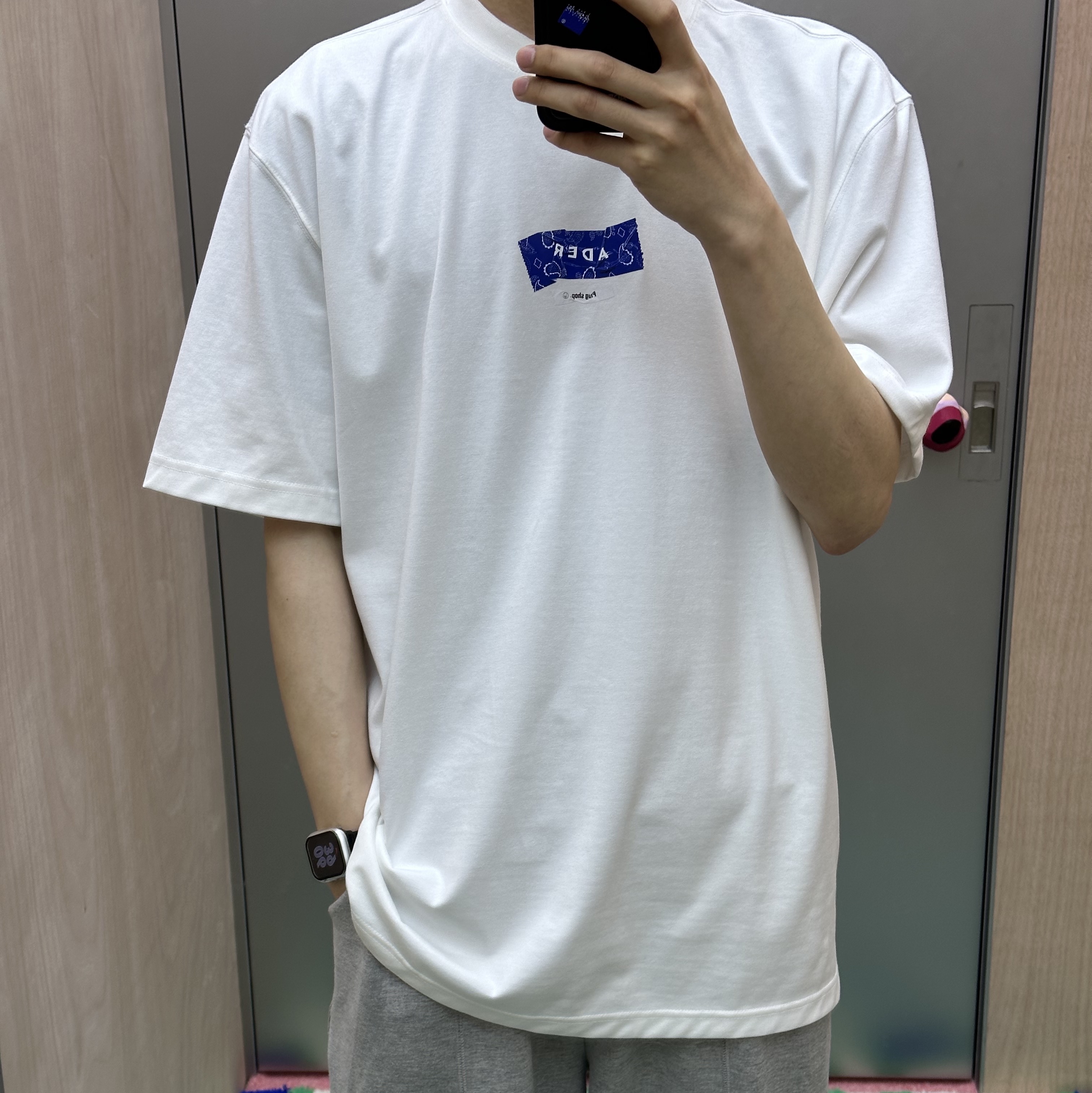 Ader Error Plugshop Jamsil T-Shirt Off White 착용 스타일