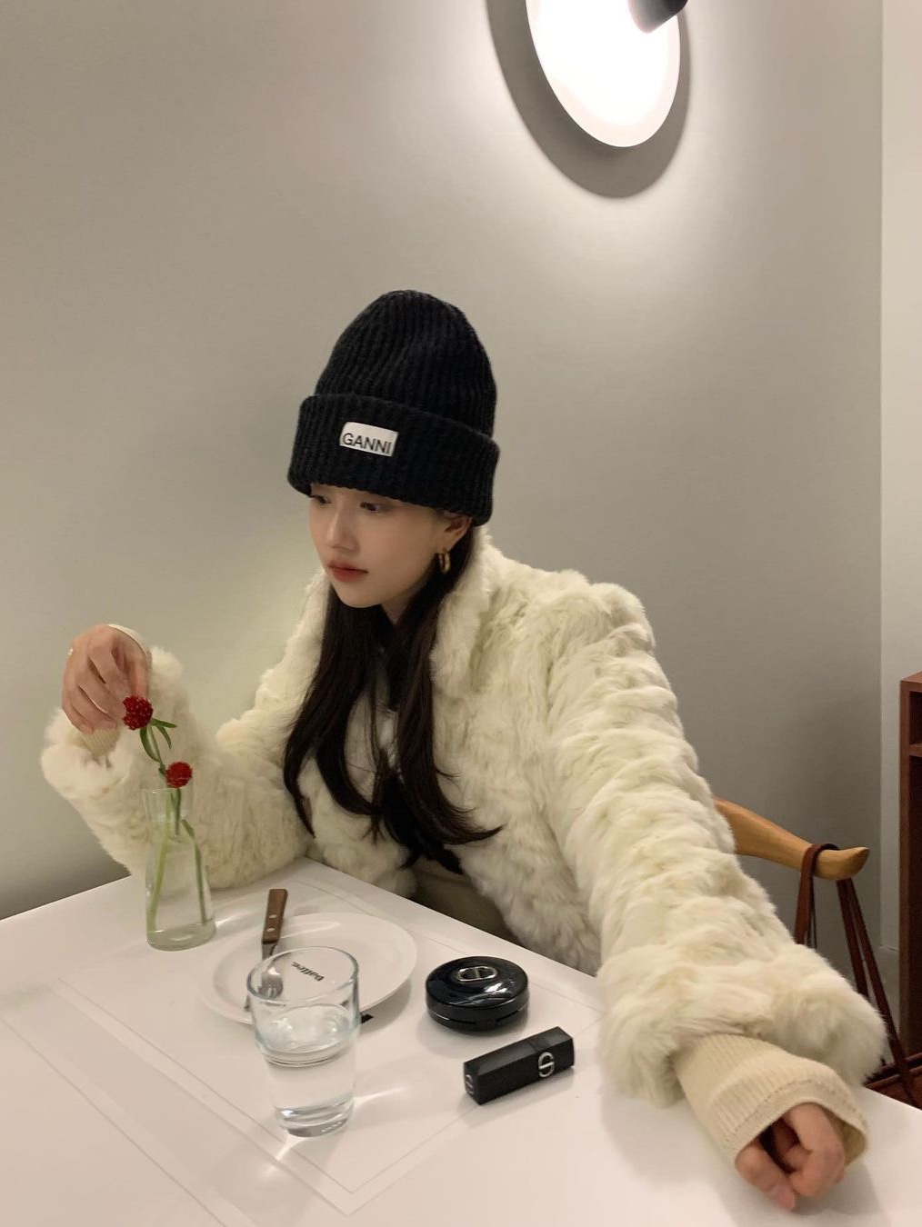 Dior Forever Skin Glow Cusion Vinyle Cannage 0N Neutral 착용 스타일