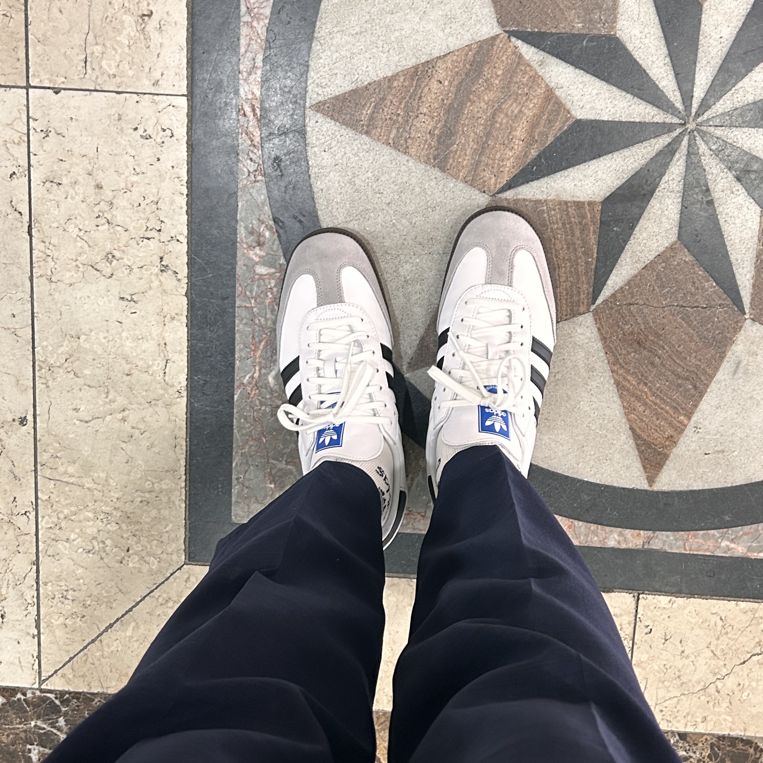 Adidas Samba OG Cloud White 착용 스타일