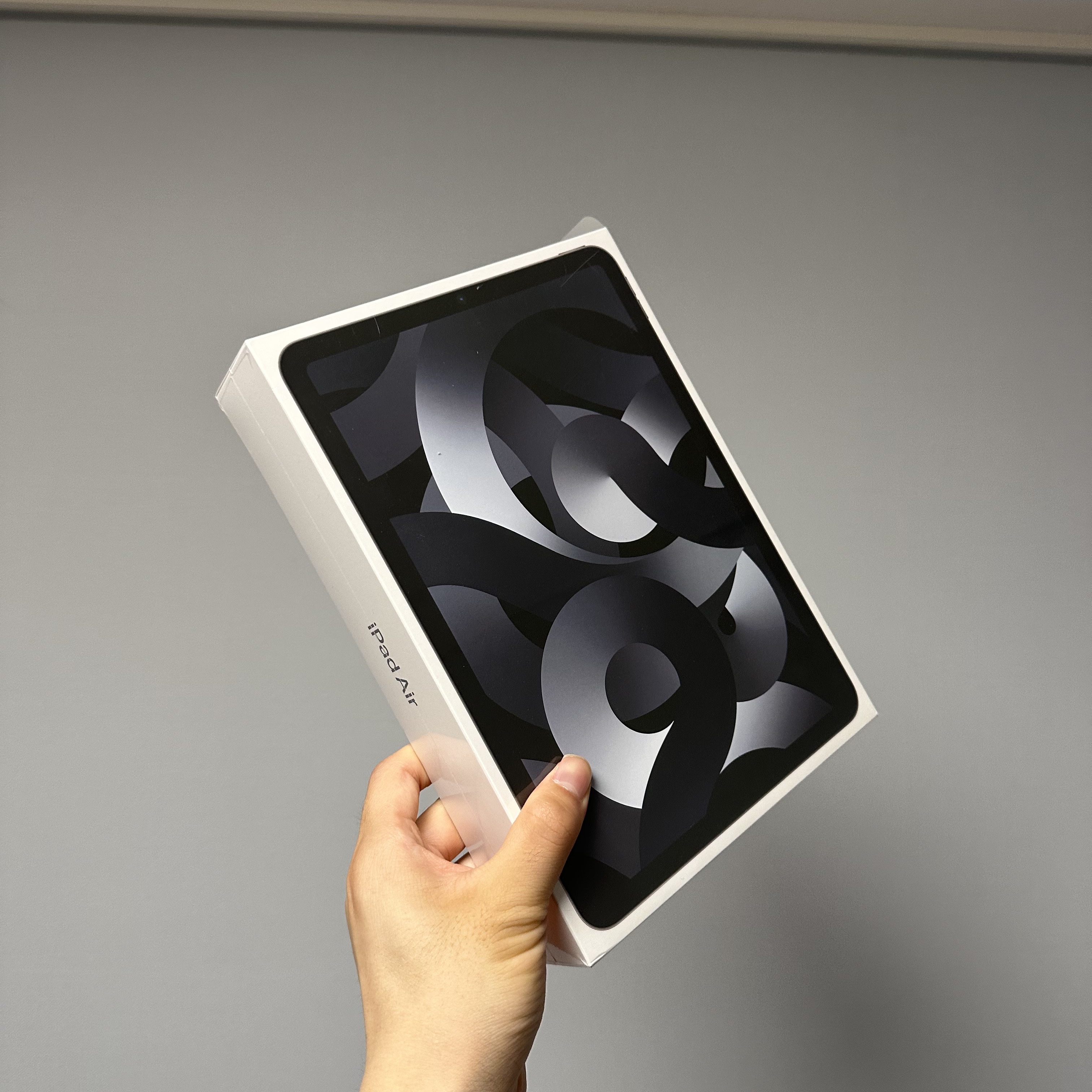 Apple iPad Air 5th Gen Wifi 64GB Space Gray (Korean Ver.) 착용 스타일