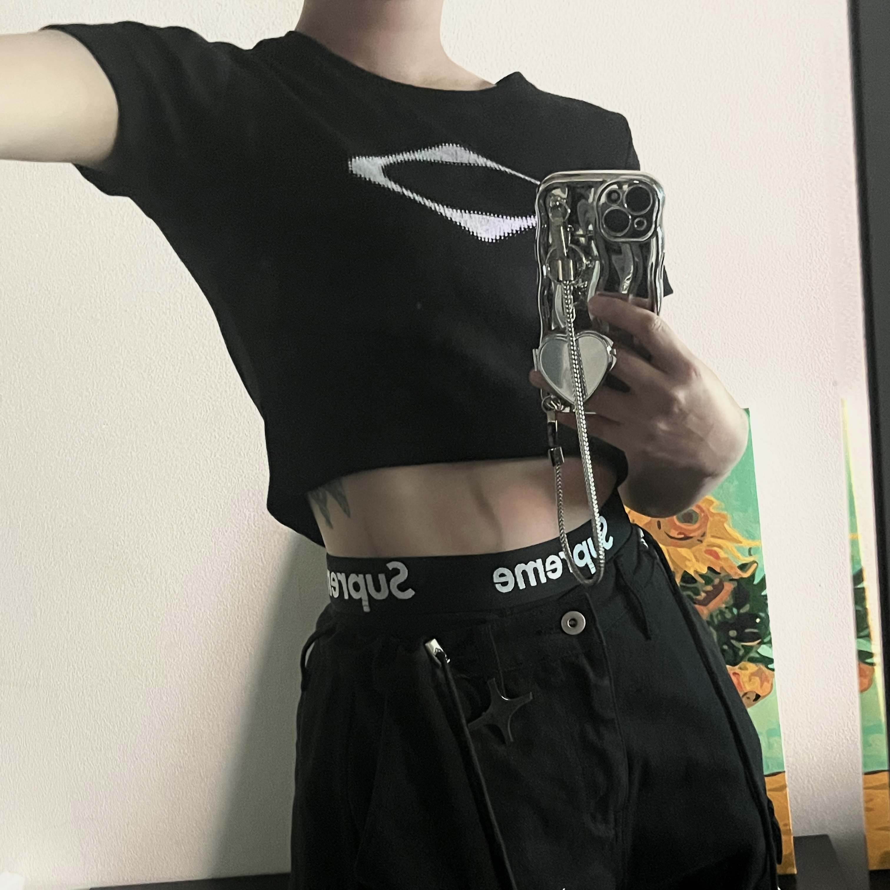 (W) Mischief Rhombus Blur T-Shirt Mini Black, Supreme Hanes Boxer Briefs Black (4 Pack) 착용 스타일