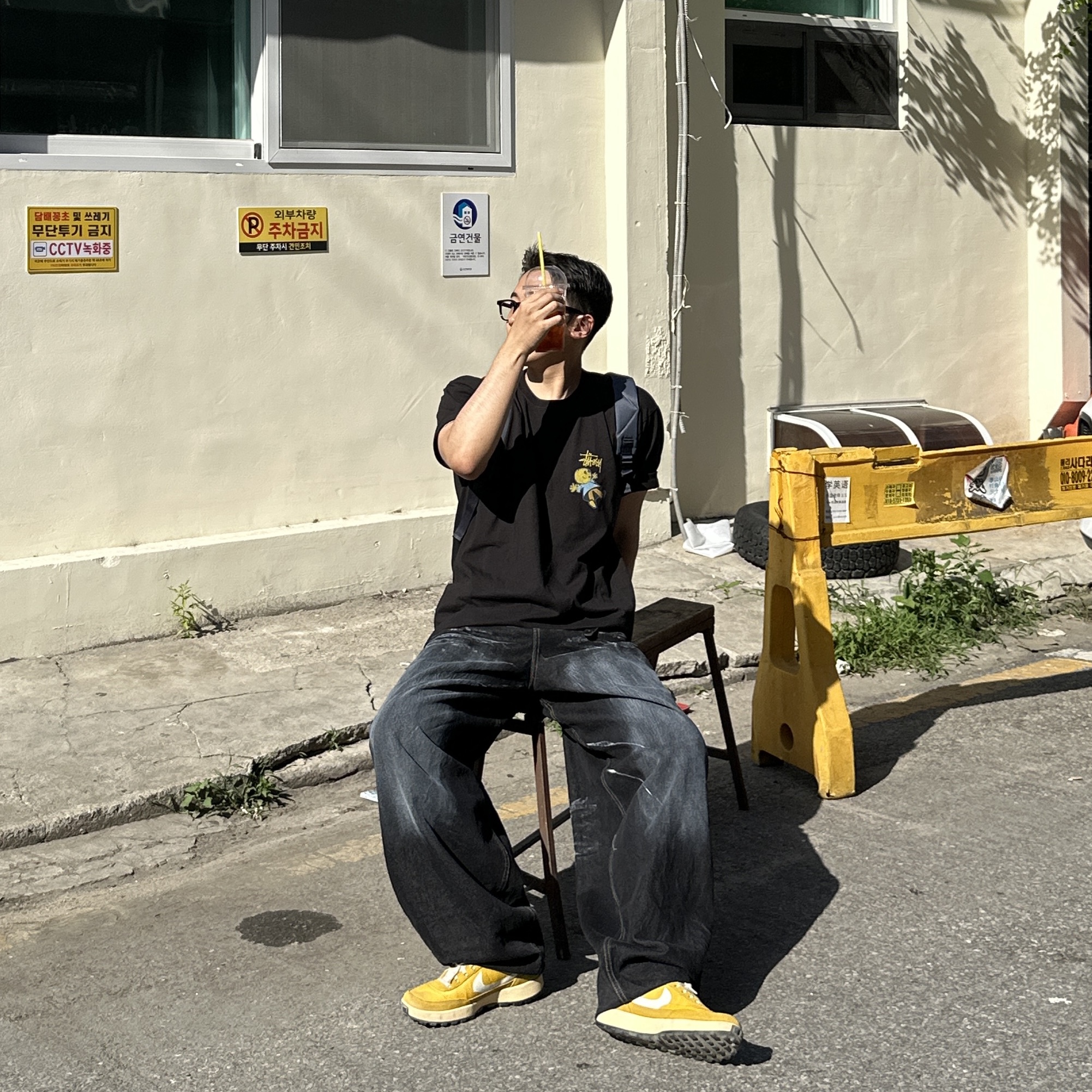 Stussy Dollie Pigment Dyed T-Shirt Black, Nike x Tom Sachs General Purpose Shoe Archive 착용 스타일