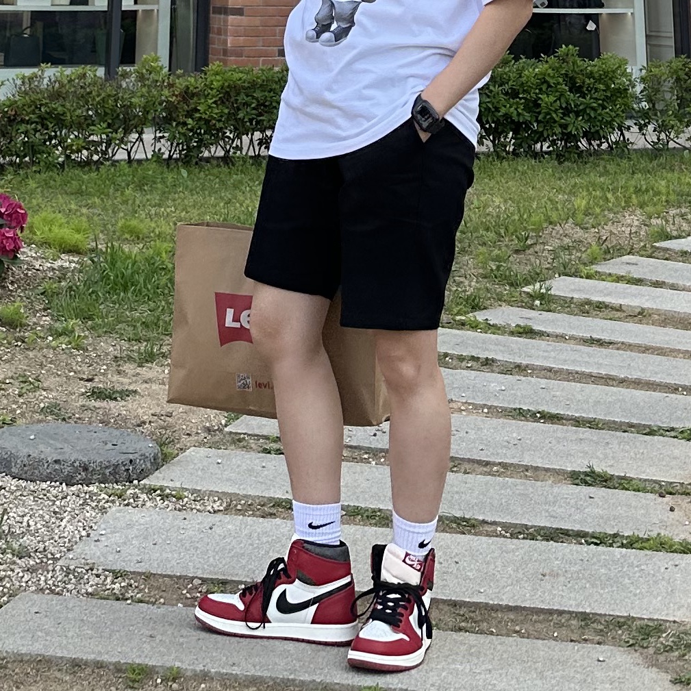 조던 1 레트로 하이 OG 시카고 2022 착용 스타일 - 1