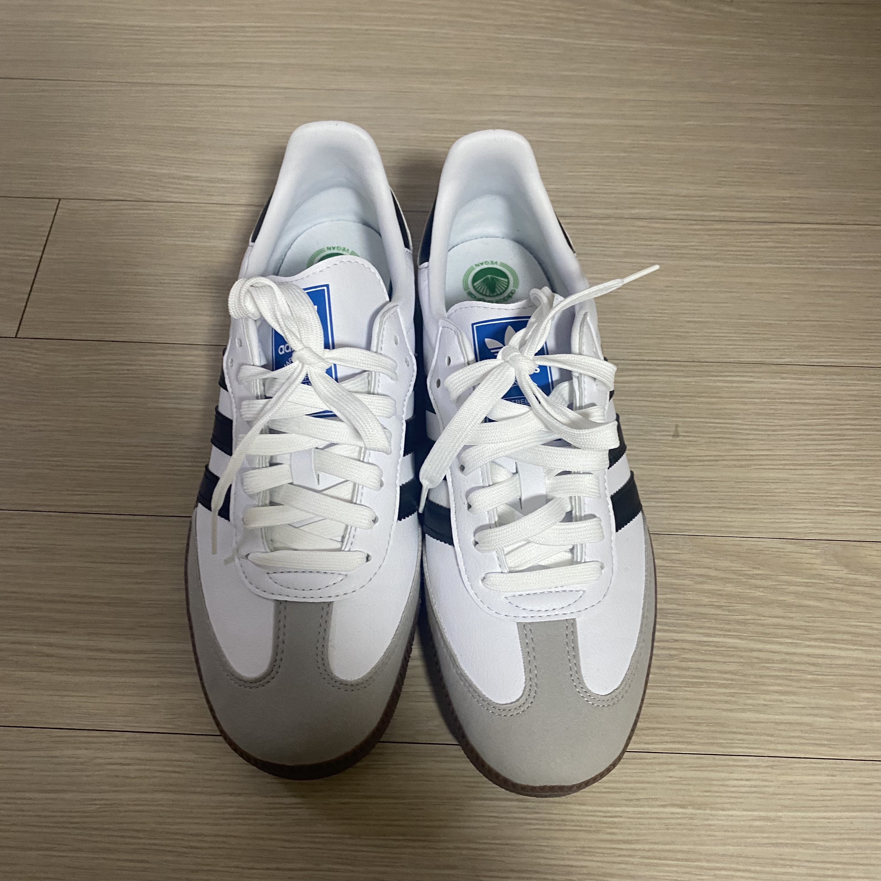아디다스 삼바 비건 화이트 블랙, (W) 아디다스 삼바로즈 화이트 블랙 검 착용 스타일 - 1