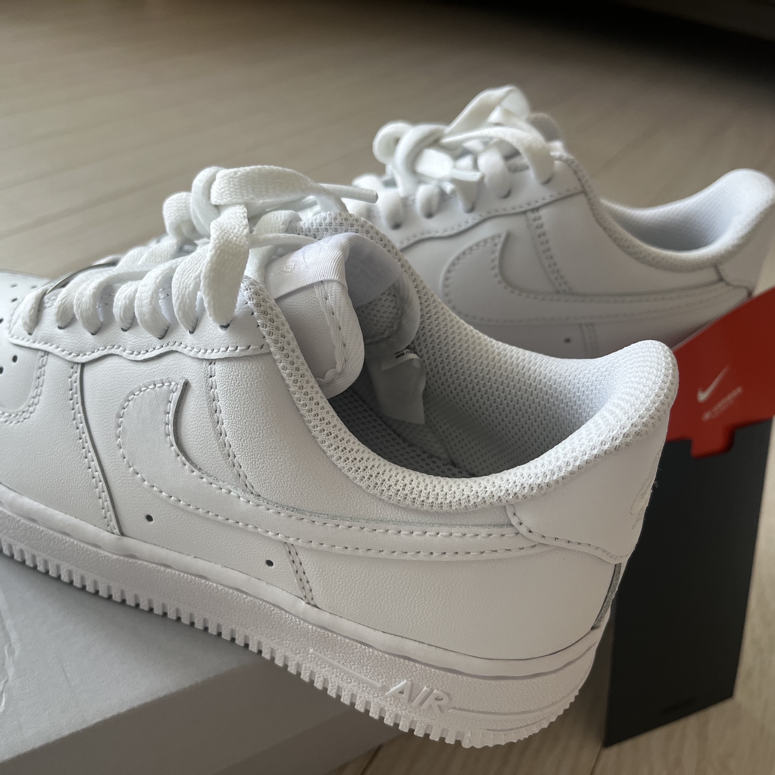 (W) Nike Air Force 1 '07 Low White 착용 스타일 - 3