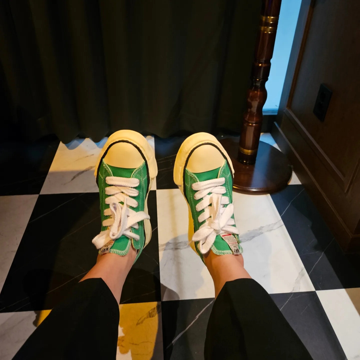 Maison Mihara Yasuhiro Peterson VL OG Sole Canvas Low-top Sneakers Green 착용 스타일 - 1