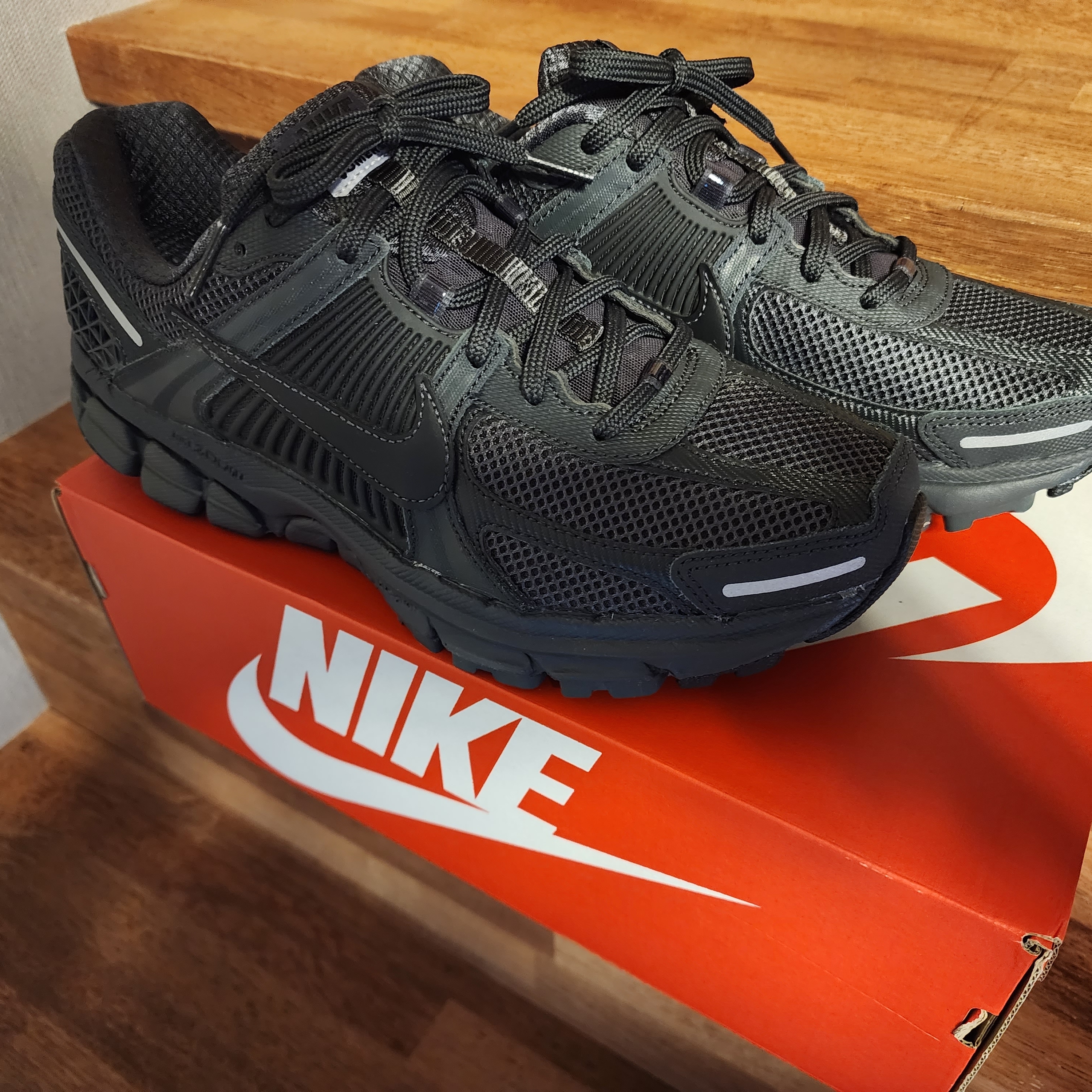 Nike Zoom Vomero 5 SP Anthracite 2023 착용 스타일
