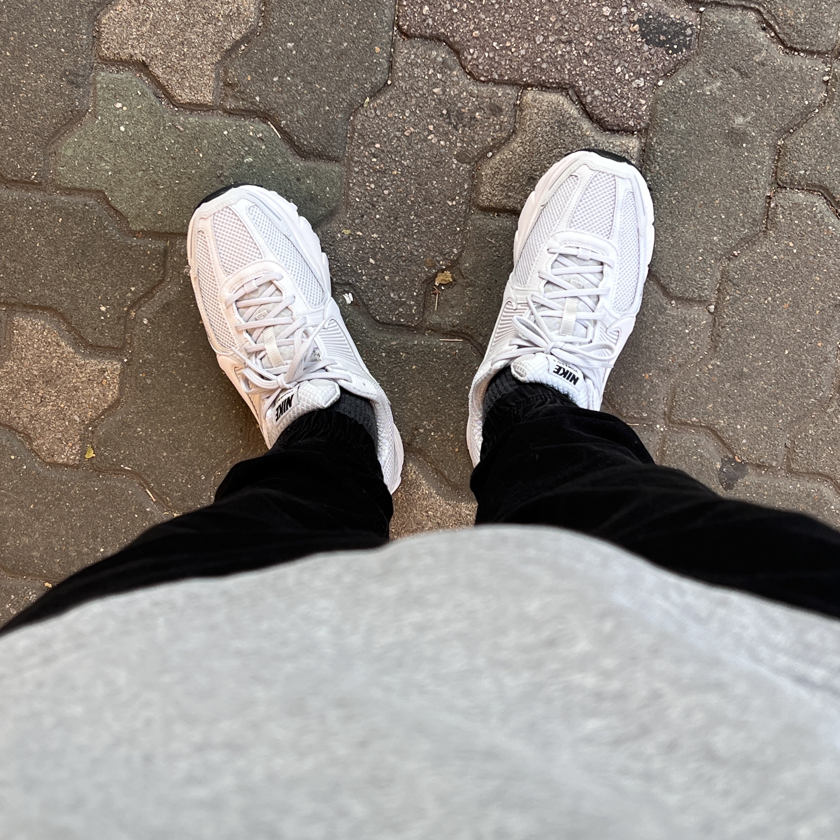 Nike Zoom Vomero 5 SP Vast Grey 2023 착용 스타일