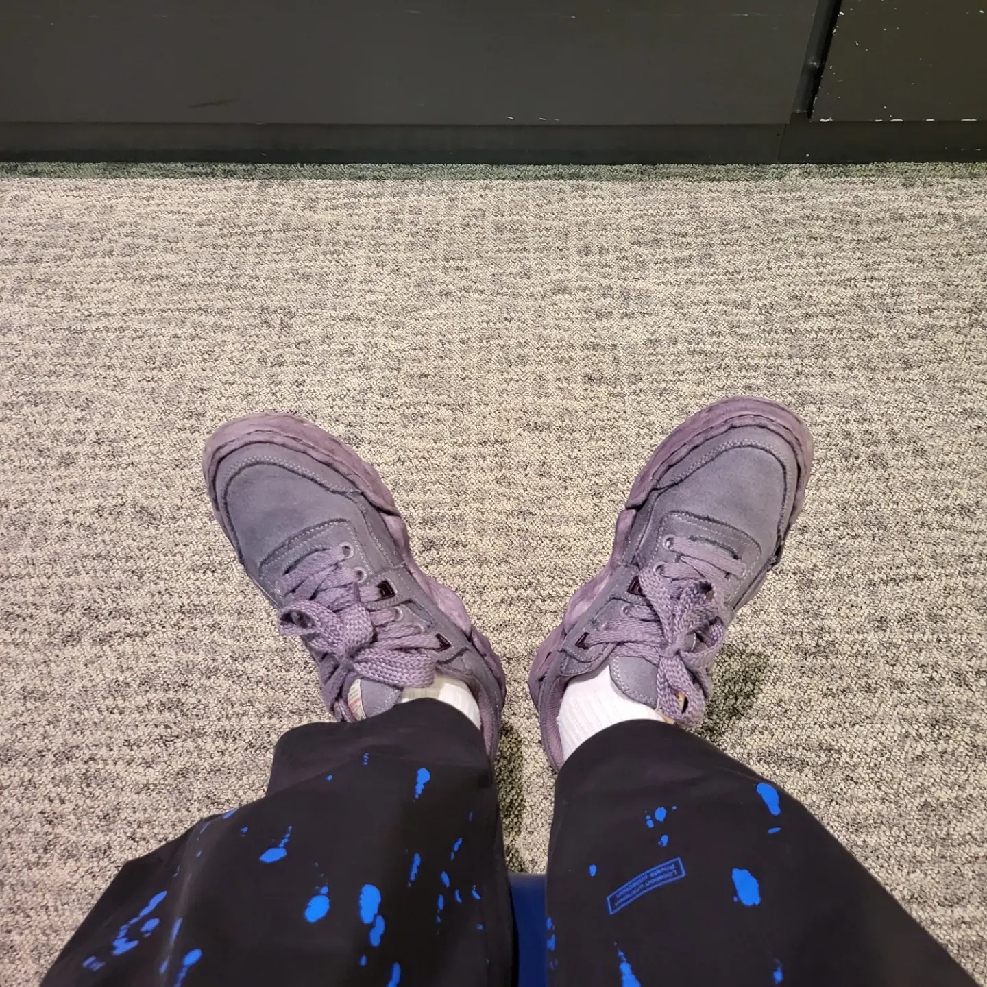Maison Mihara Yasuhiro Parker OG Sole OD Leather Low-top Sneakers Purple, Nike x Stussy Air Penny II Rattan and Limestone 착용 스타일 - 1