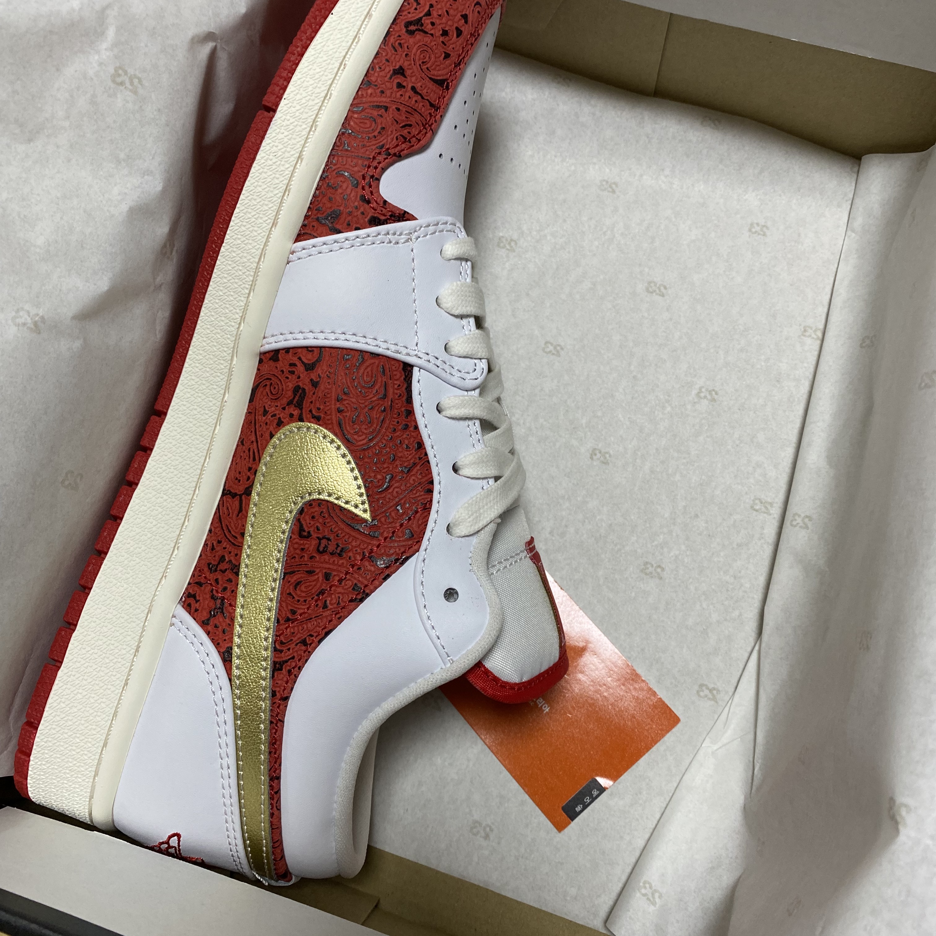 Jordan 1 Low SE Spades 착용 스타일 - 2