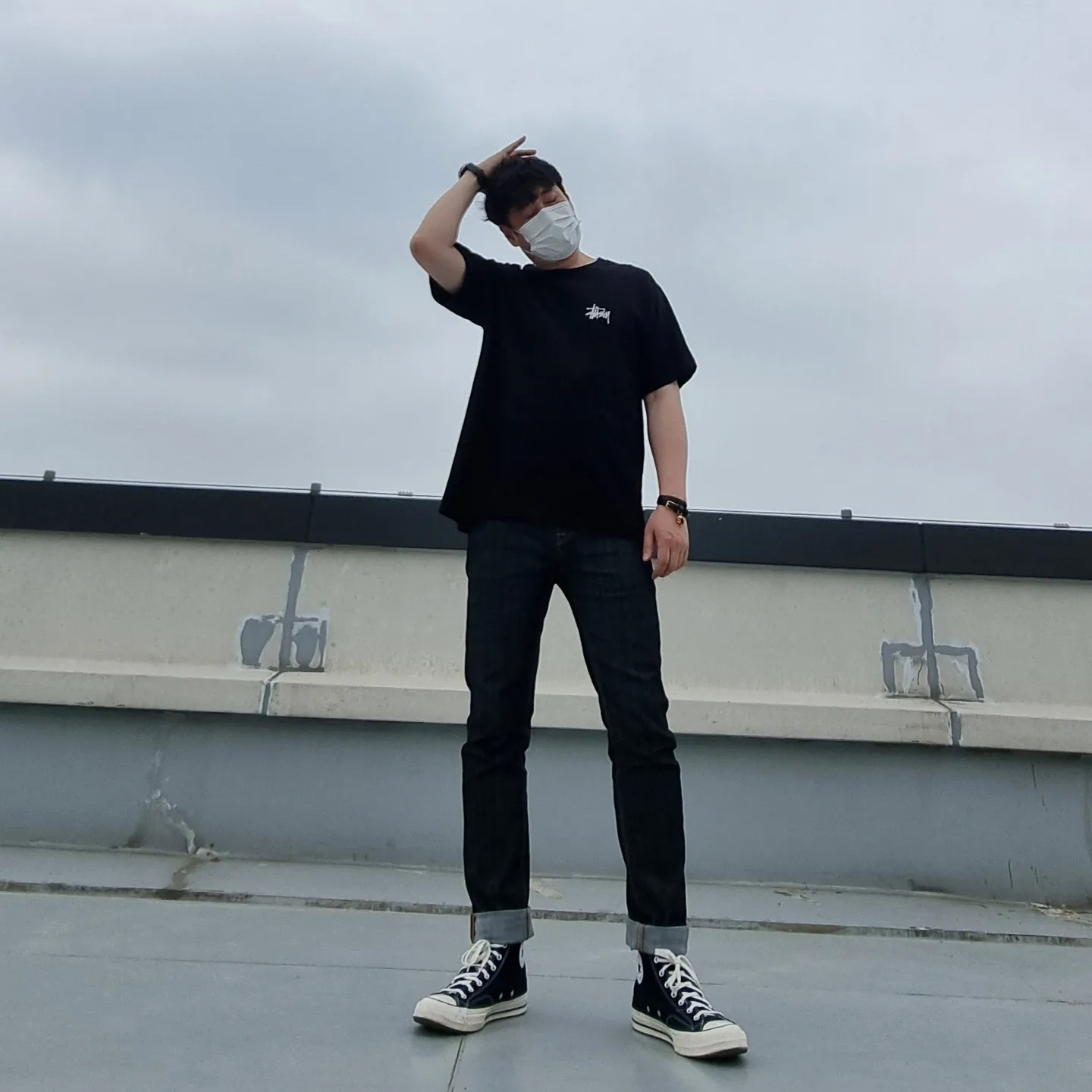 Converse Chuck 70 Hi Black, Stussy Basic Stussy T-Shirt Black 2022 착용 스타일 - 1
