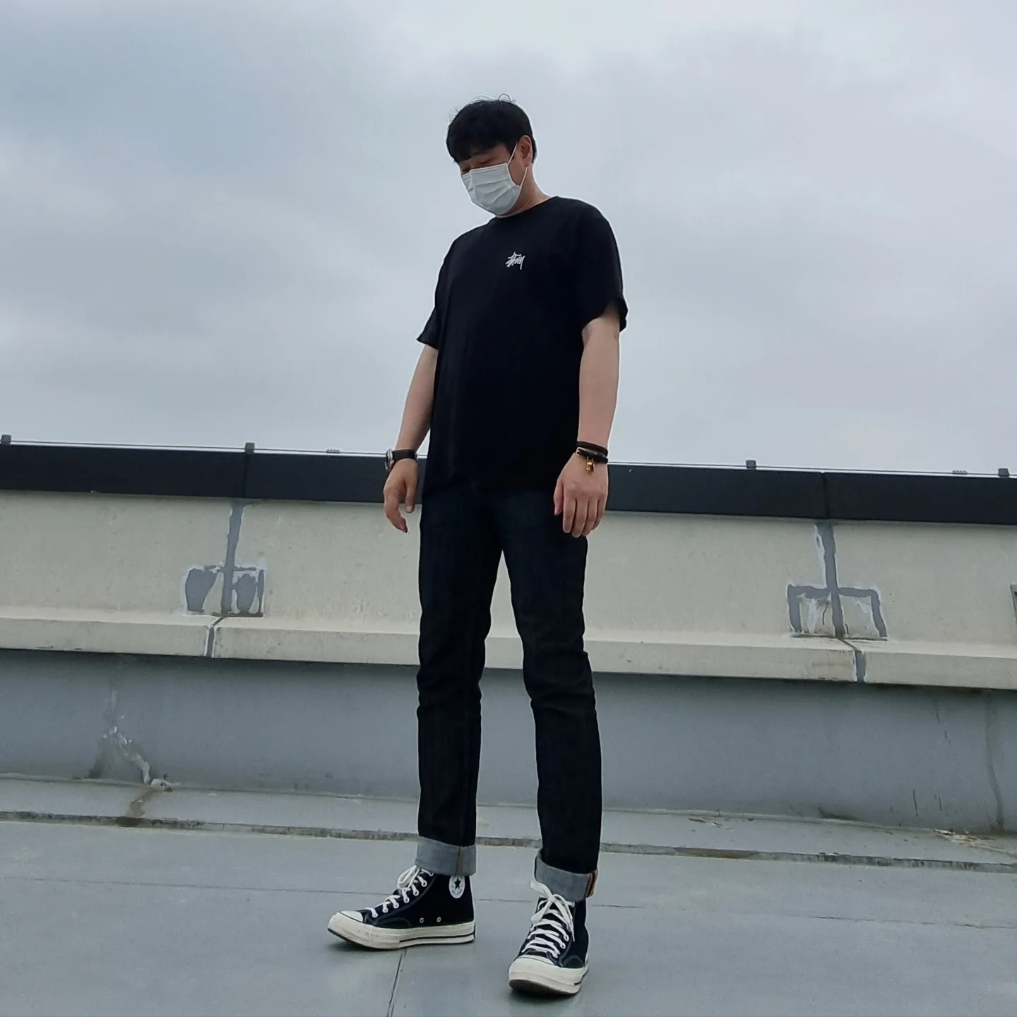 Converse Chuck 70 Hi Black, Stussy Basic Stussy T-Shirt Black 2022 착용 스타일 - 2