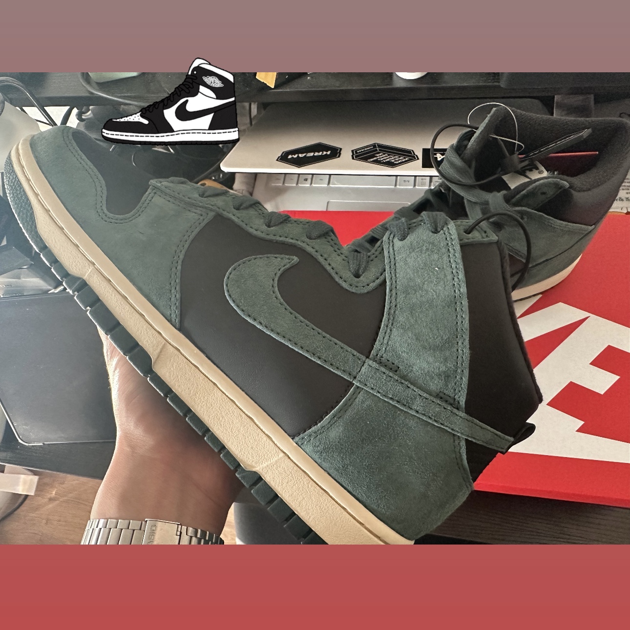 Nike Dunk High Retro PRM Faded Spruce 착용 스타일
