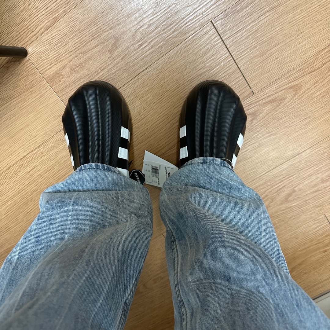 Adidas Adifom Superstar Core Black Cloud White 착용 스타일