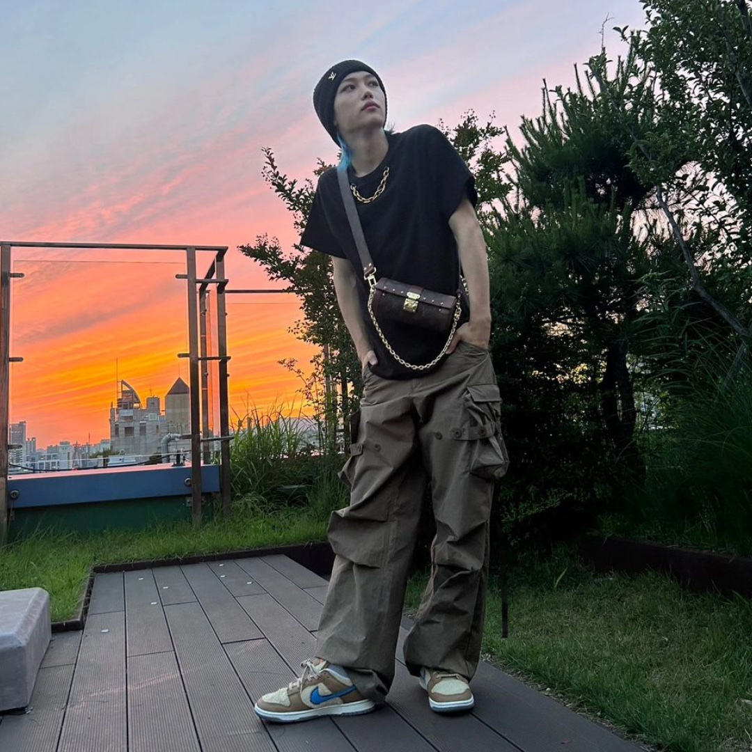 Nike x Size? Dunk Low Dark Driftwood Photo Blue, Louis Vuitton Papillon Trunk Monogram 착용 스타일 - 2