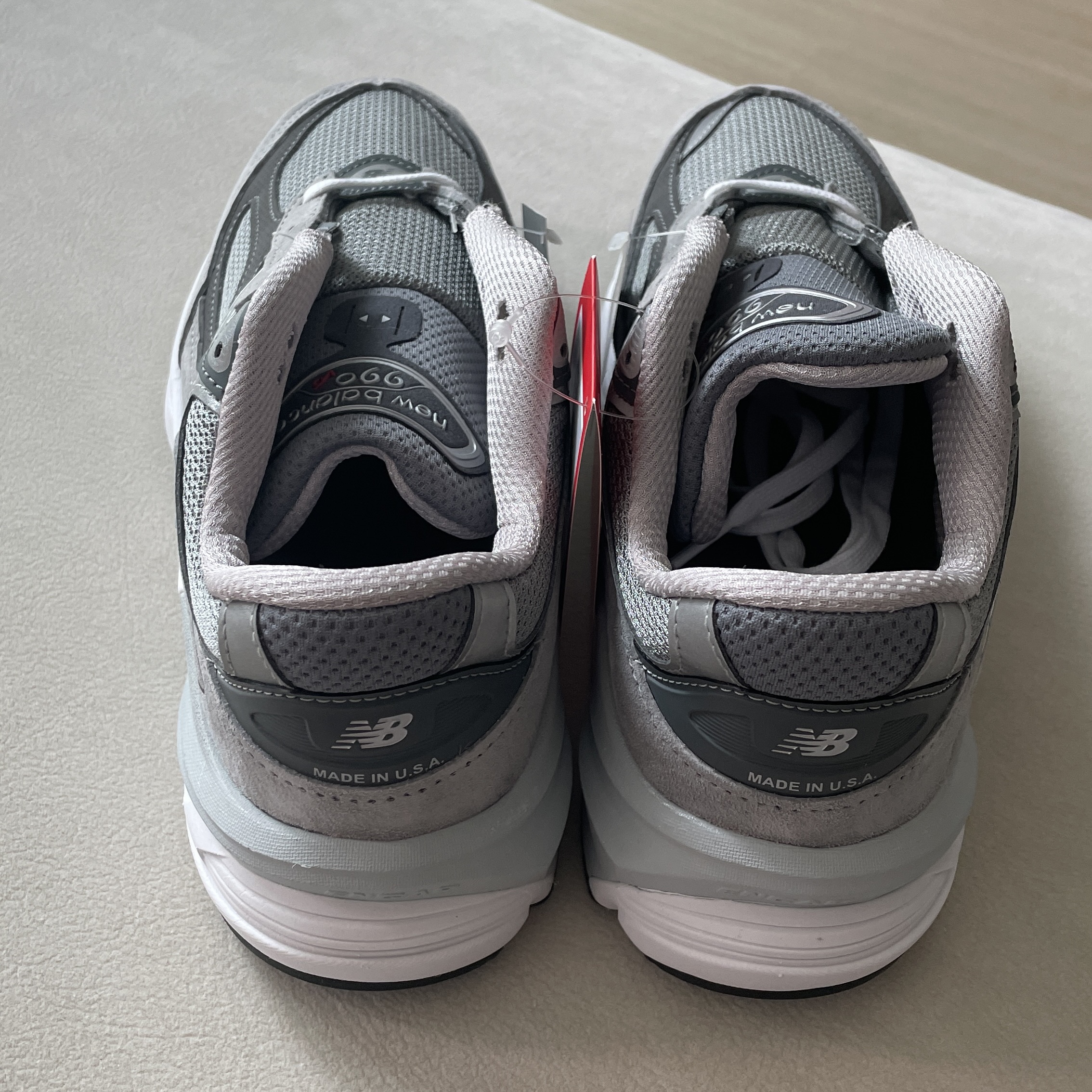New Balance 990v6 Made in USA Grey - D Standard 착용 스타일 - 4