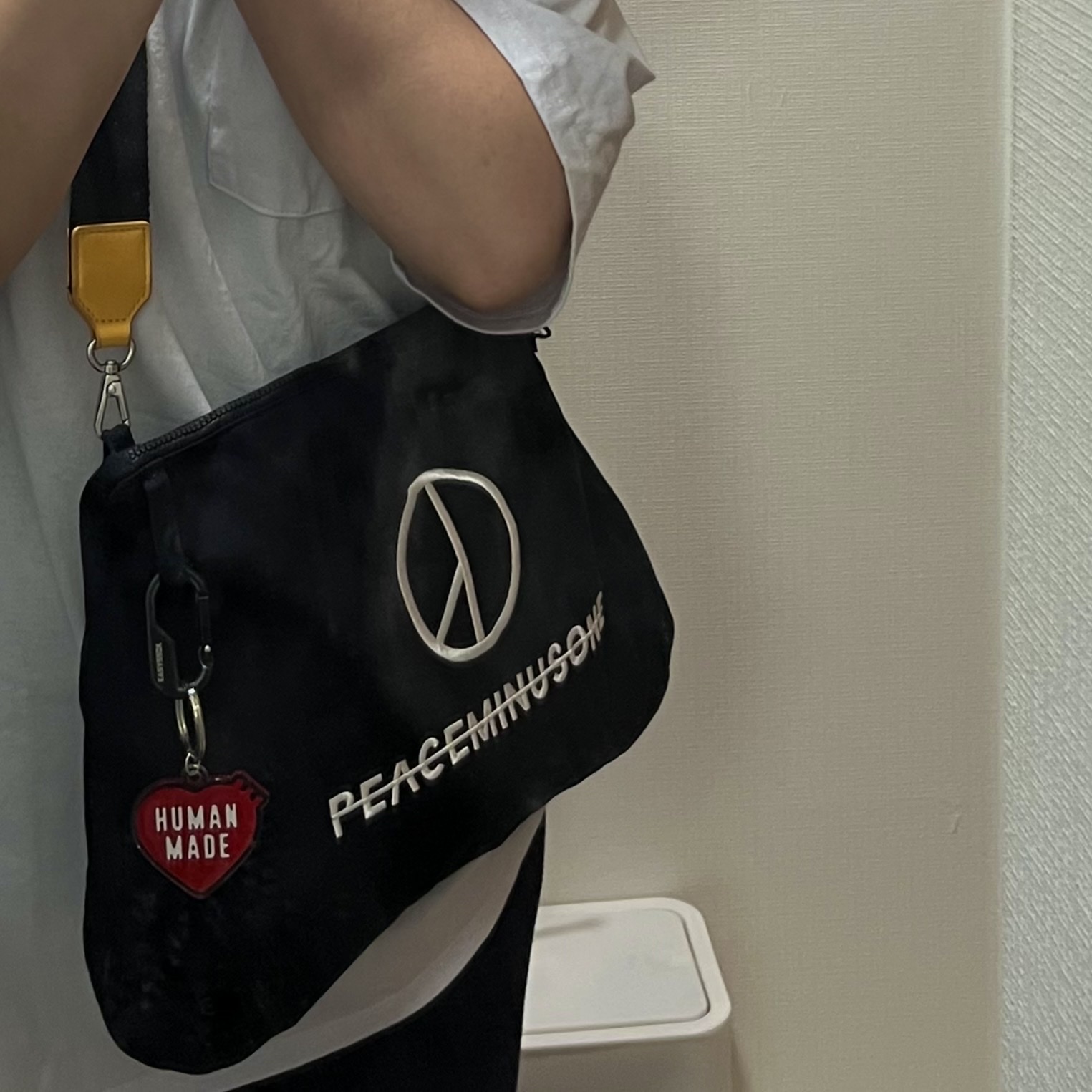 Nike x Peaceminusone Wide Pants Black (DR0096-010), Human Made Heart Keyring Red 착용 스타일