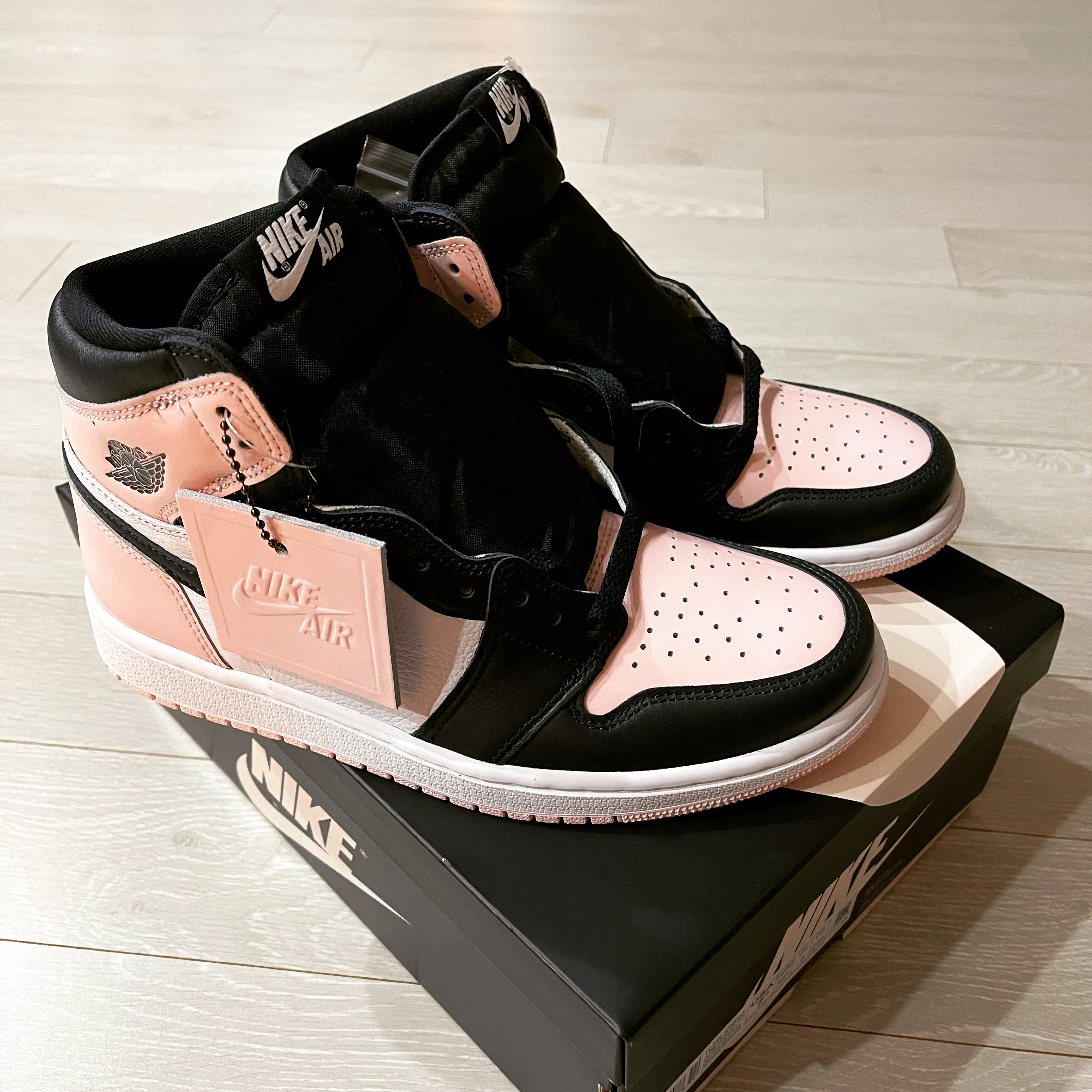 (W) Jordan 1 Retro High OG Atmosphere 착용 스타일