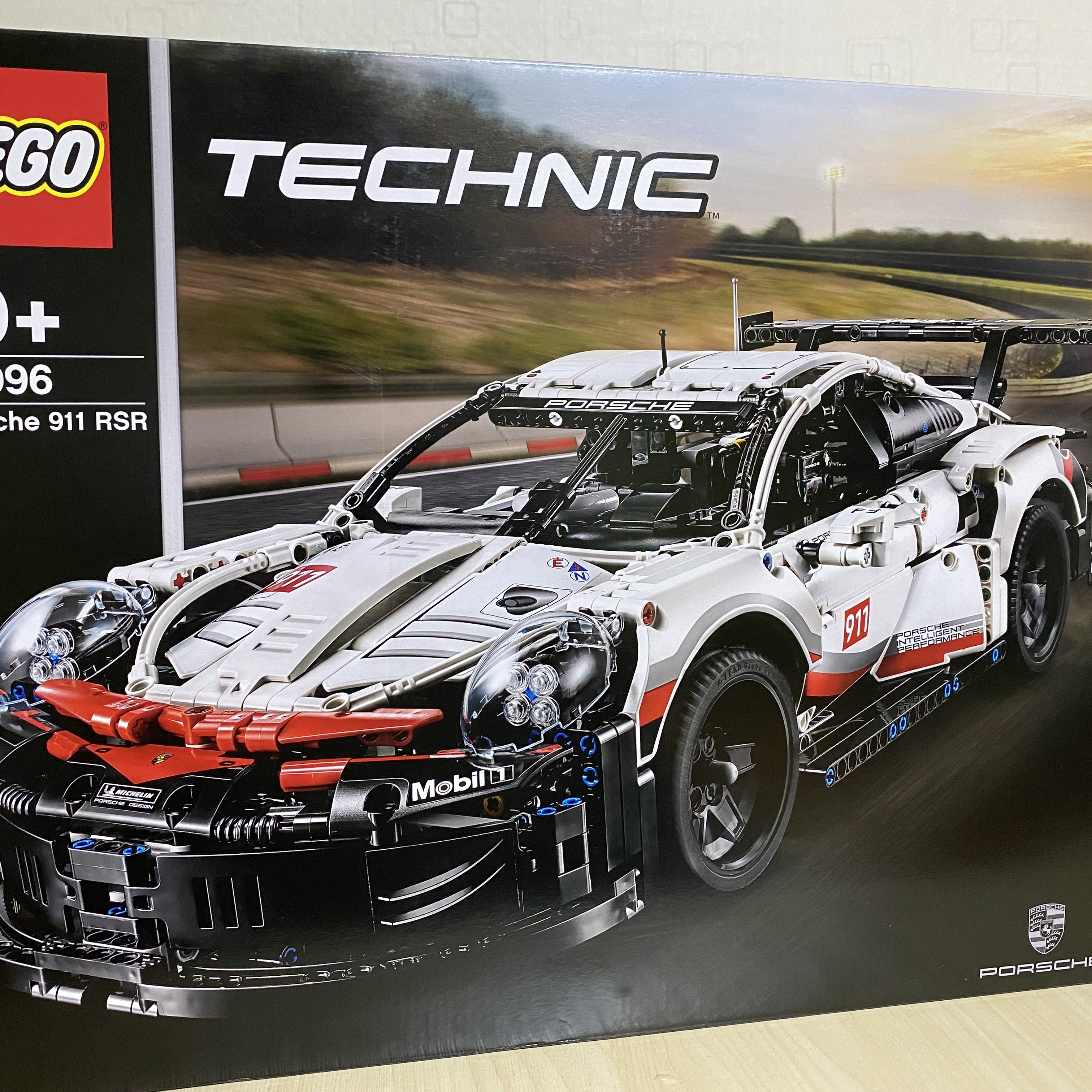 Lego Porsche 911 RSR 착용 스타일 - 1