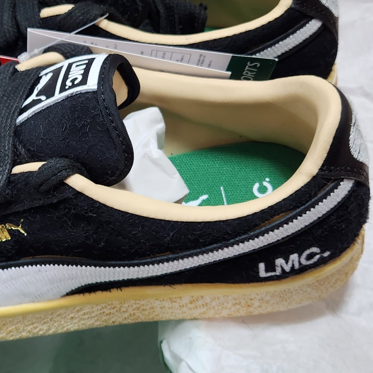 Puma x LMC Suede VTG Black 착용 스타일 - 1