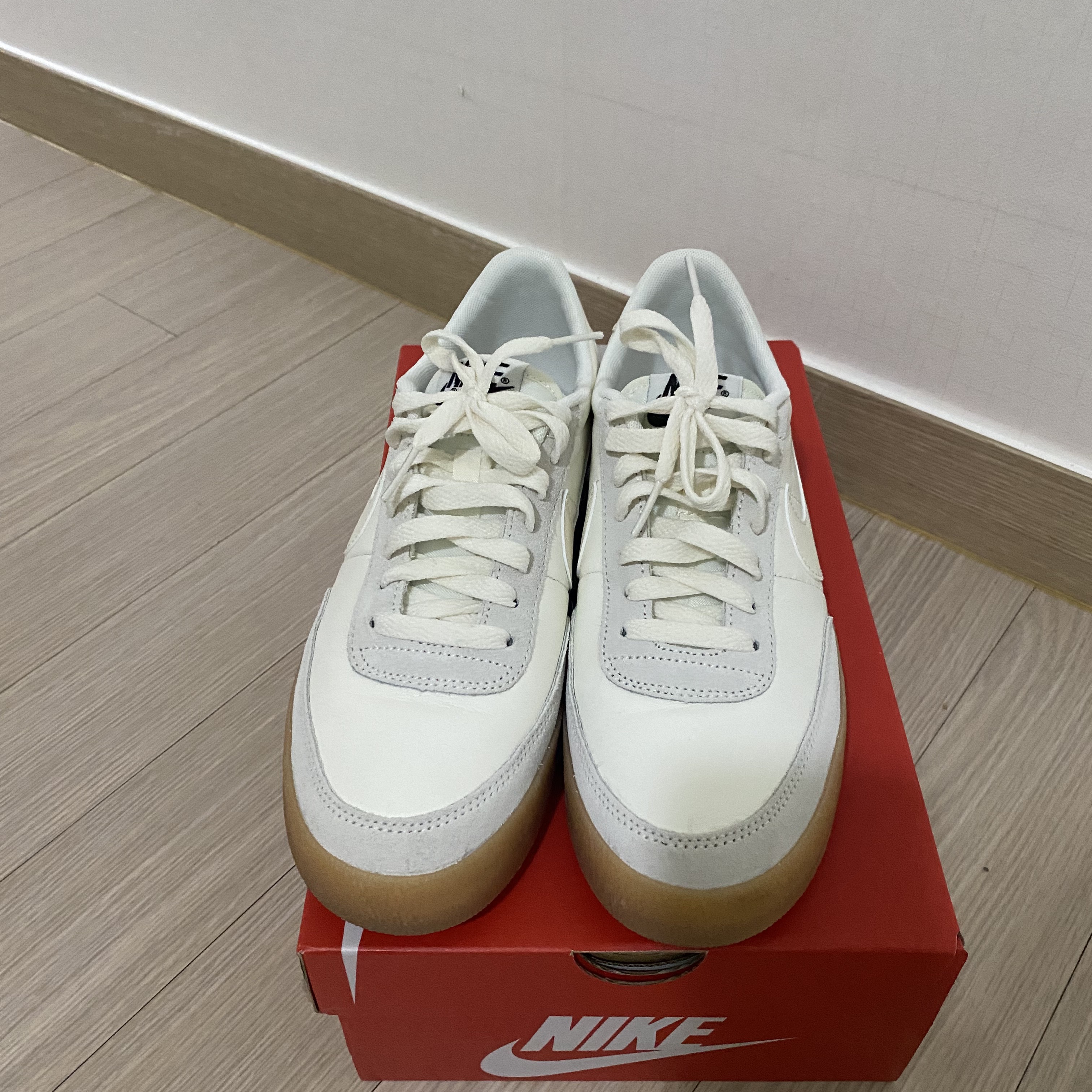 Nike Killshot 2 Leather Sail Gum 착용 스타일 - 3