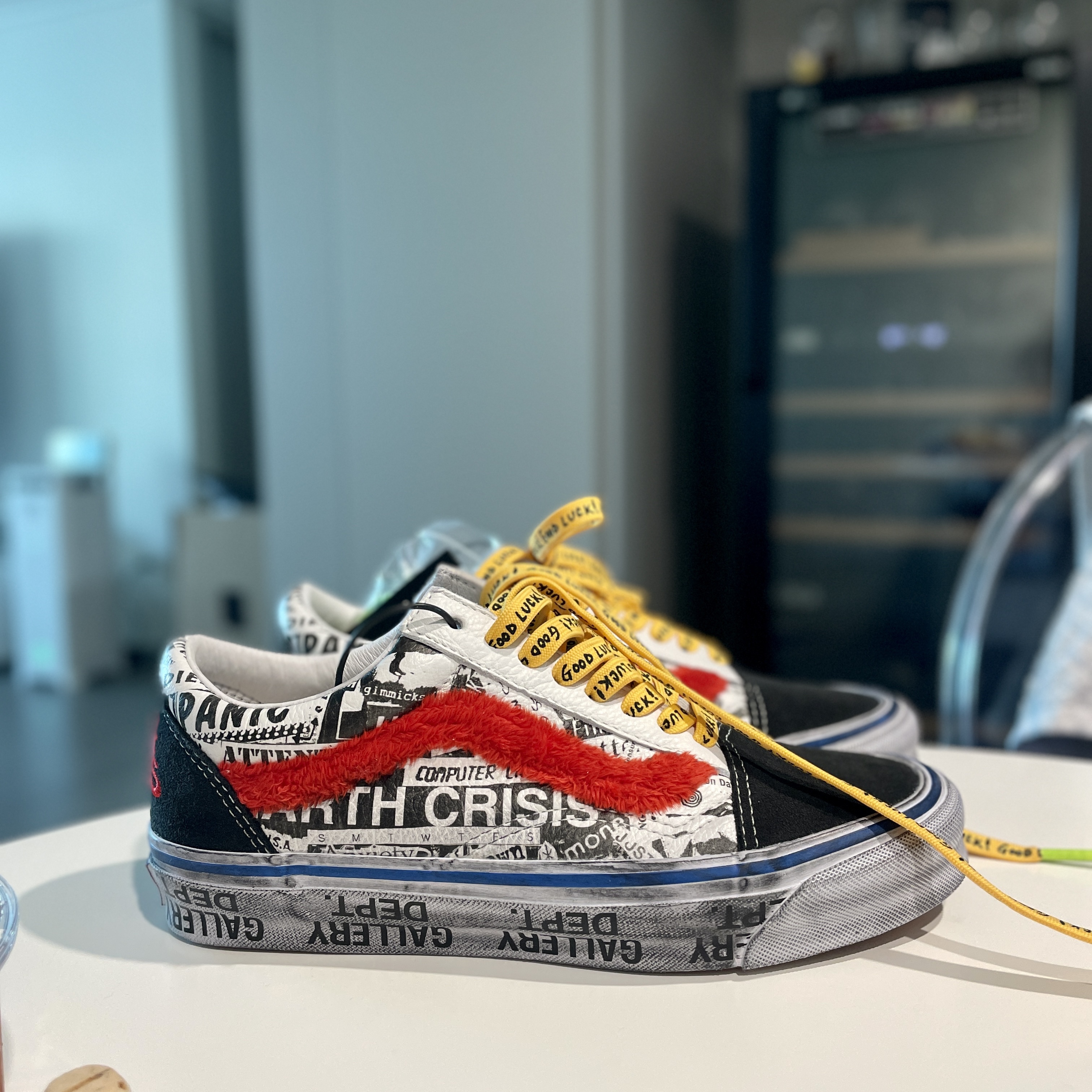Vans Vault x Gallery Dept. OG Old Skool LX 착용 스타일