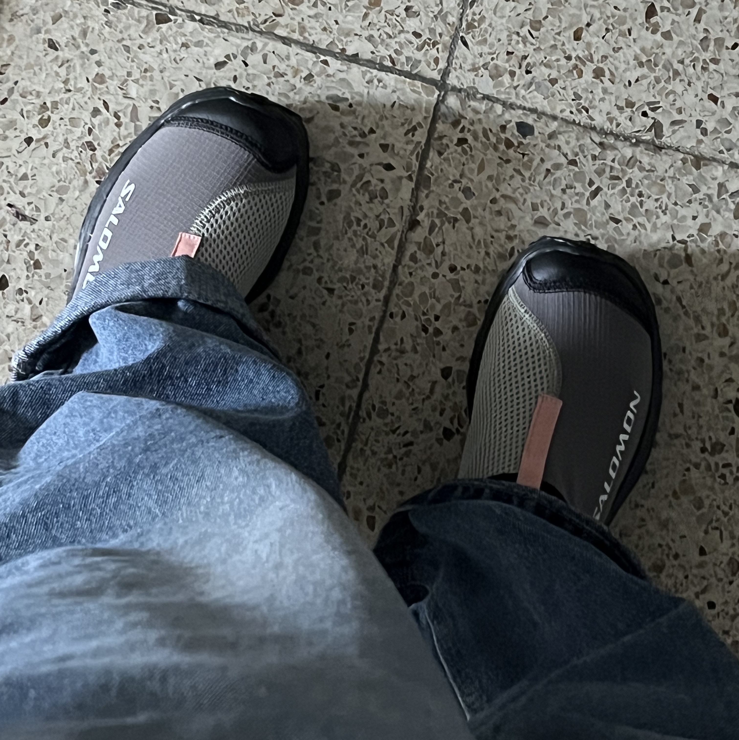 Salomon RX Slide 3.0 Pewter 착용 스타일 - 1