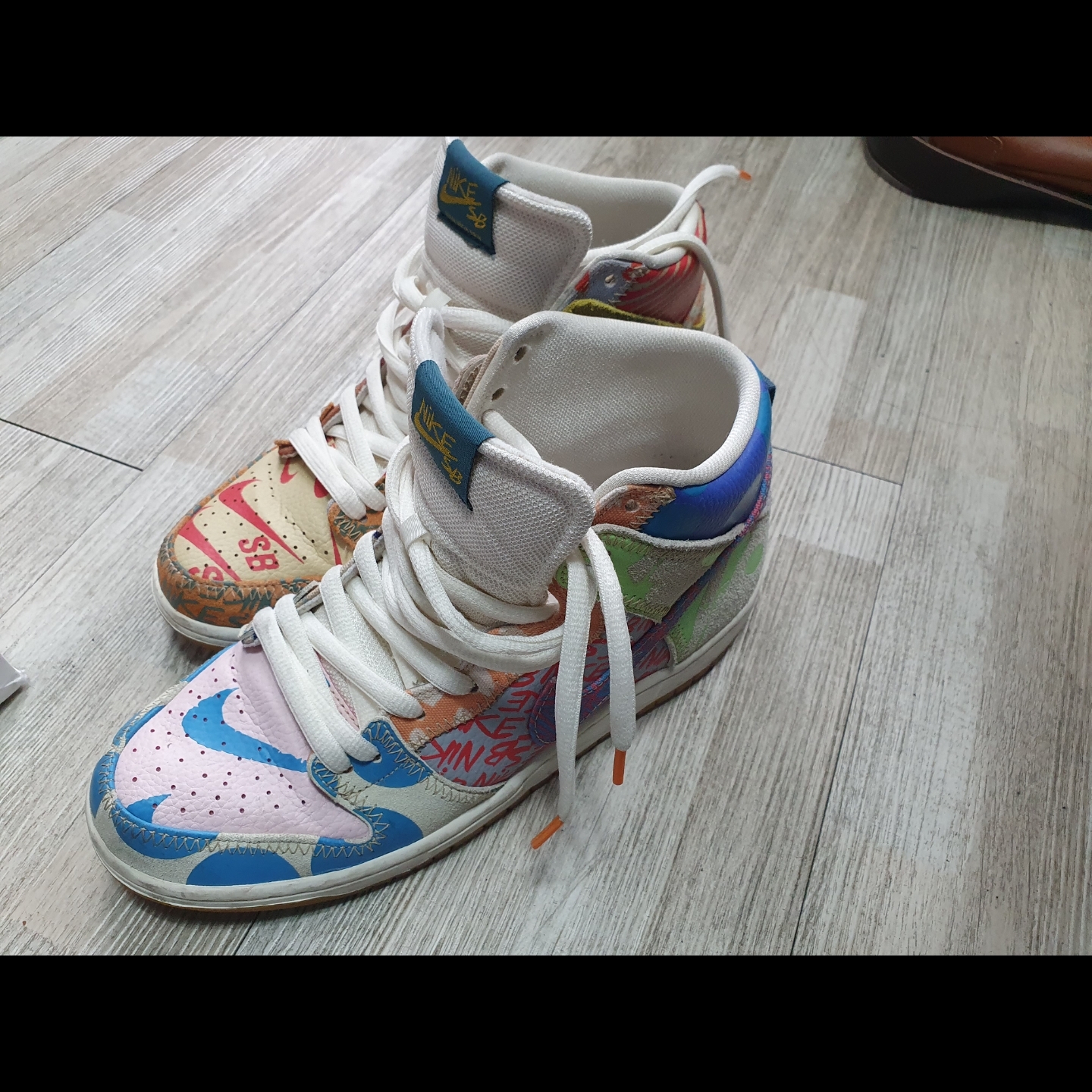 Nike SB Dunk High Thomas Campbell What the Dunk 착용 스타일