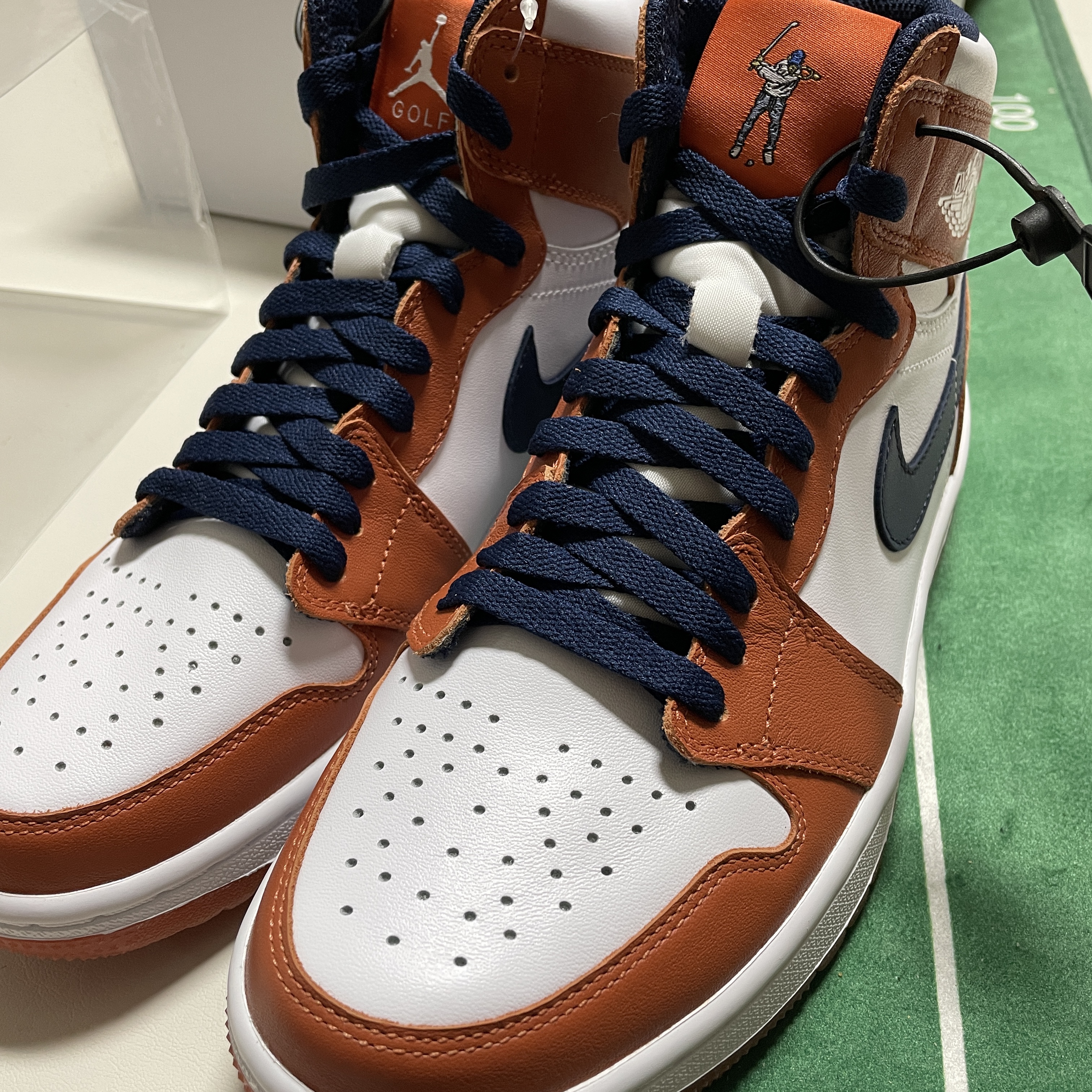 Jordan 1 x Eastside Golf High Golf Burnt Sunrise White 착용 스타일 - 2