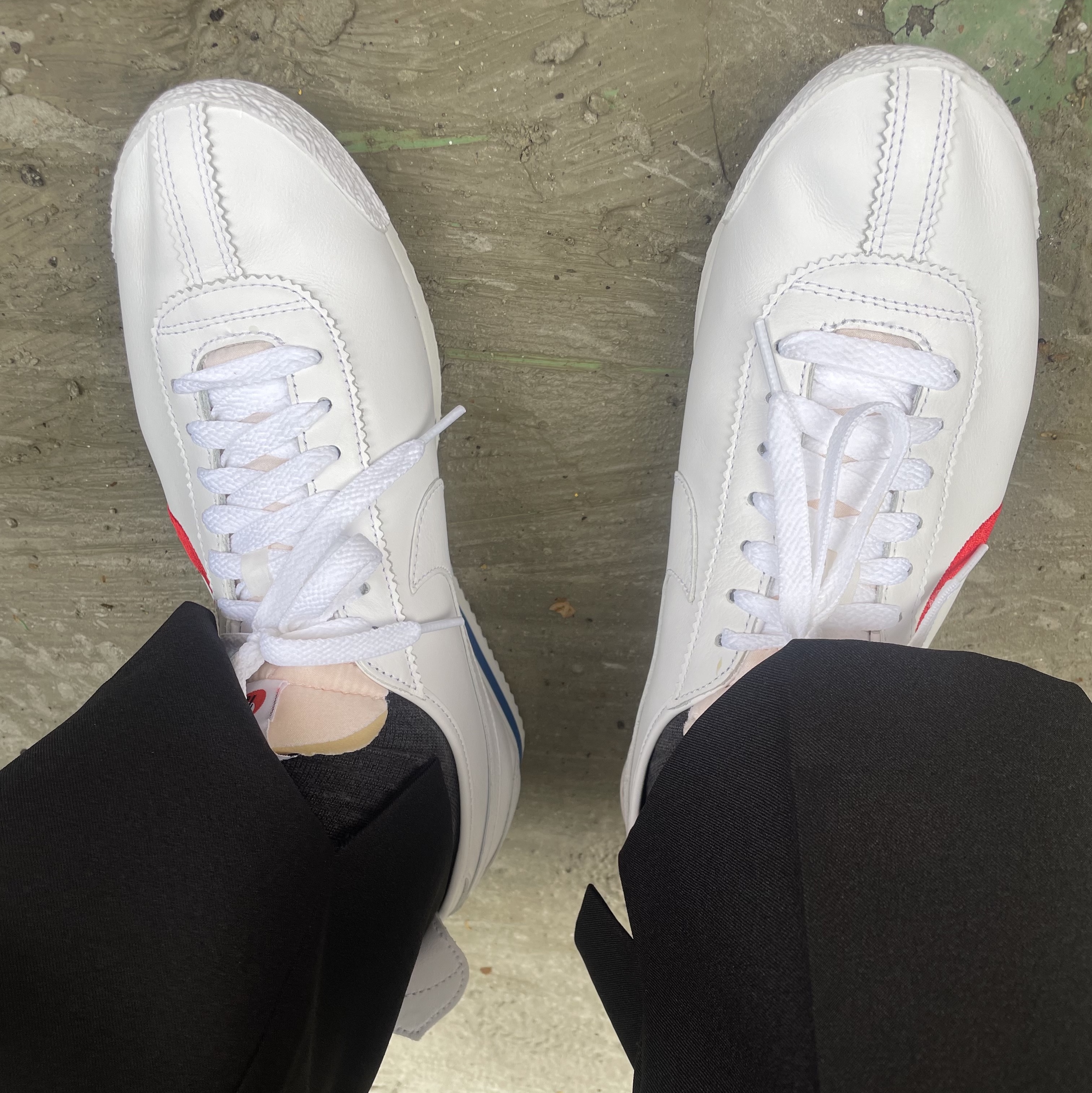 Nike Cortez 72 Shoe Dog OG Slim Swoosh 착용 스타일 - 4