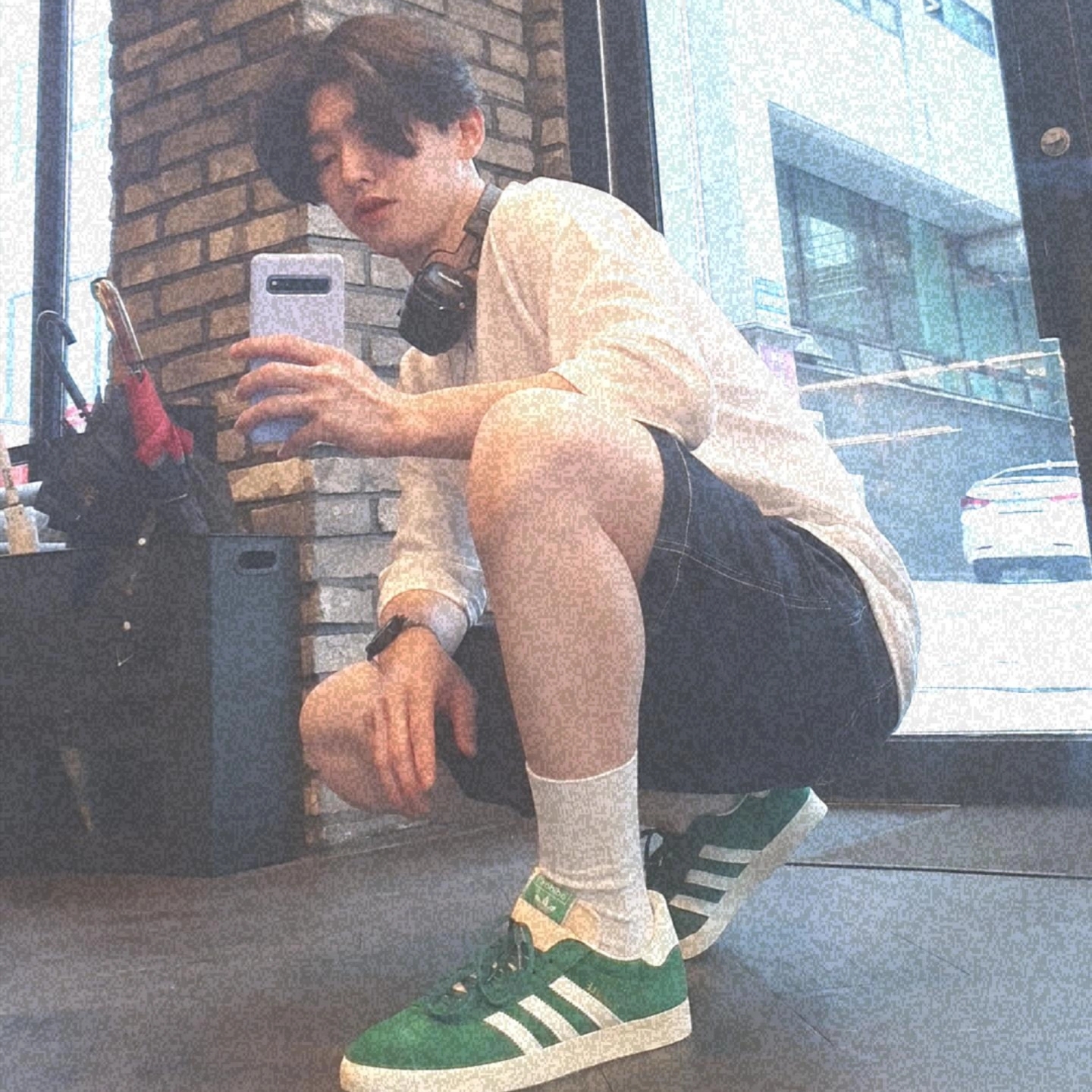 Marshall Major IV Black (Korean Ver.), Adidas Gazelle Dark Green Cream White 착용 스타일