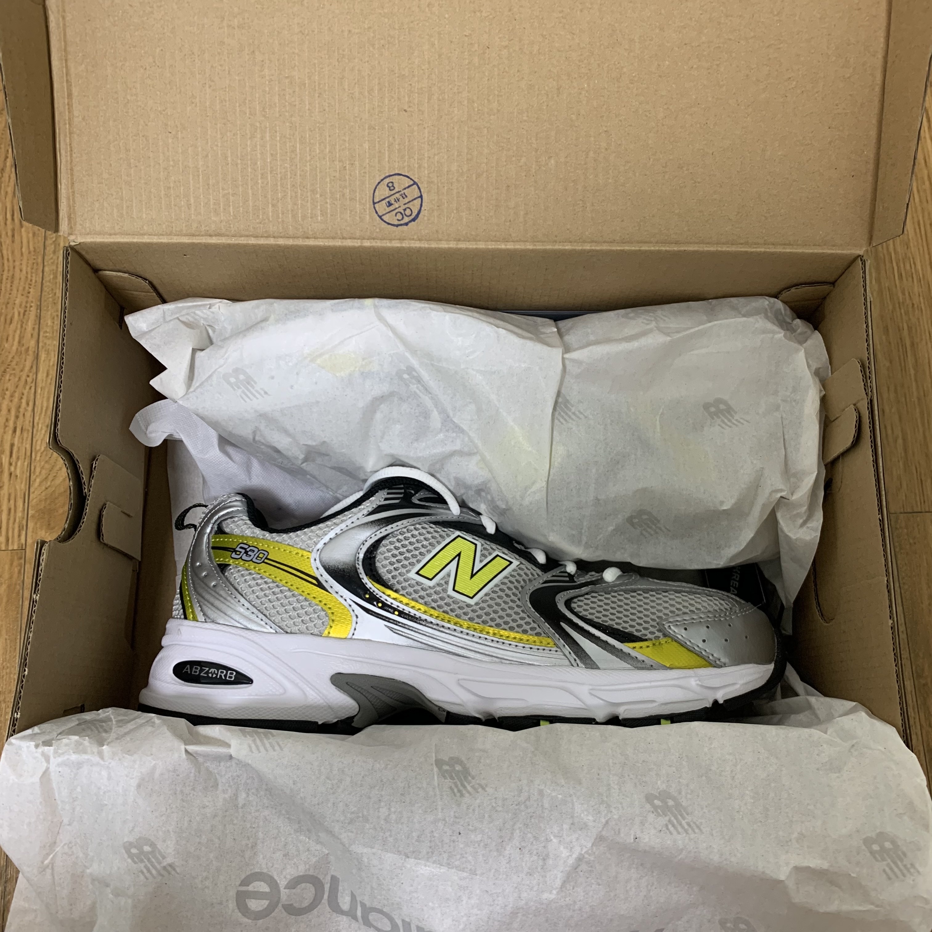 New Balance 530 Silver 착용 스타일 - 2
