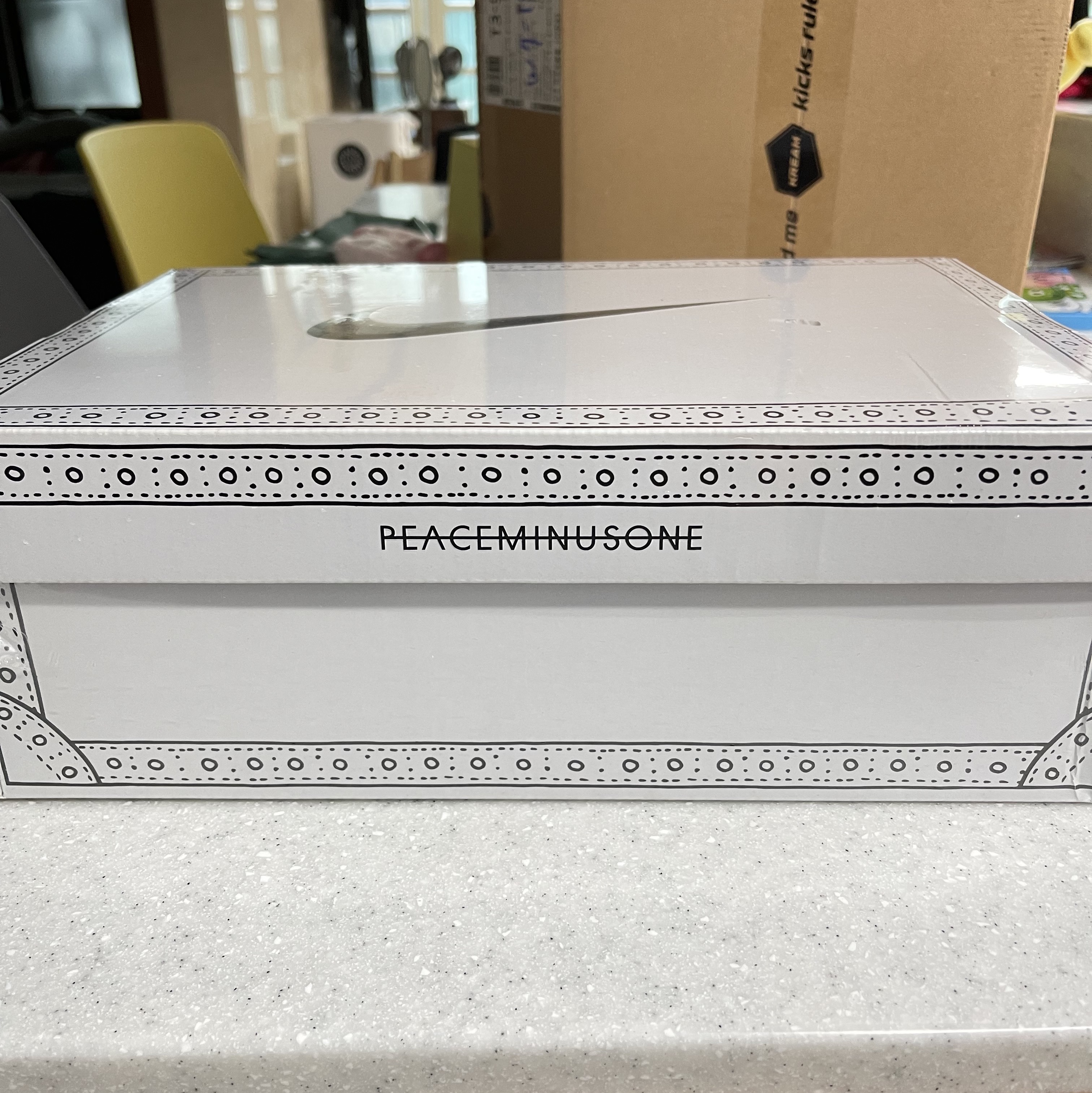 Nike x Peaceminusone Kwondo1 White 착용 스타일 - 3