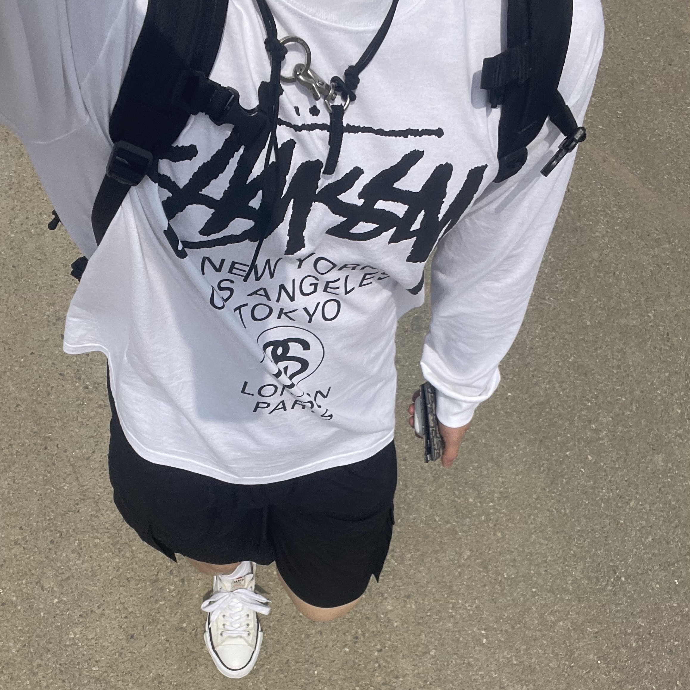 Our Legacy Ladon Leather Keychain Black, Stussy World Tour LS T-Shirt White 2023 착용 스타일