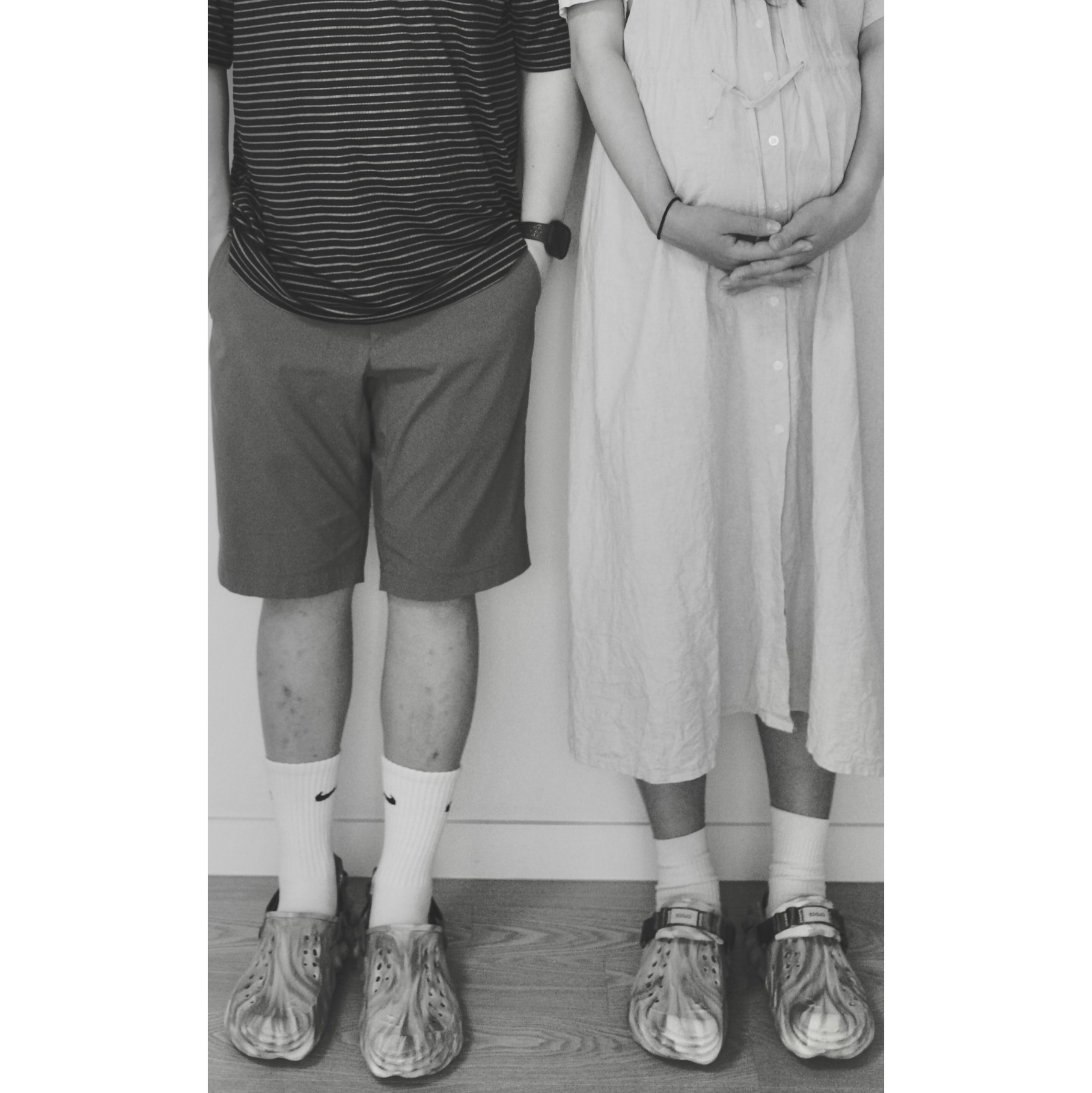 Crocs Echo Marbled Clog Bone Multi 착용 스타일