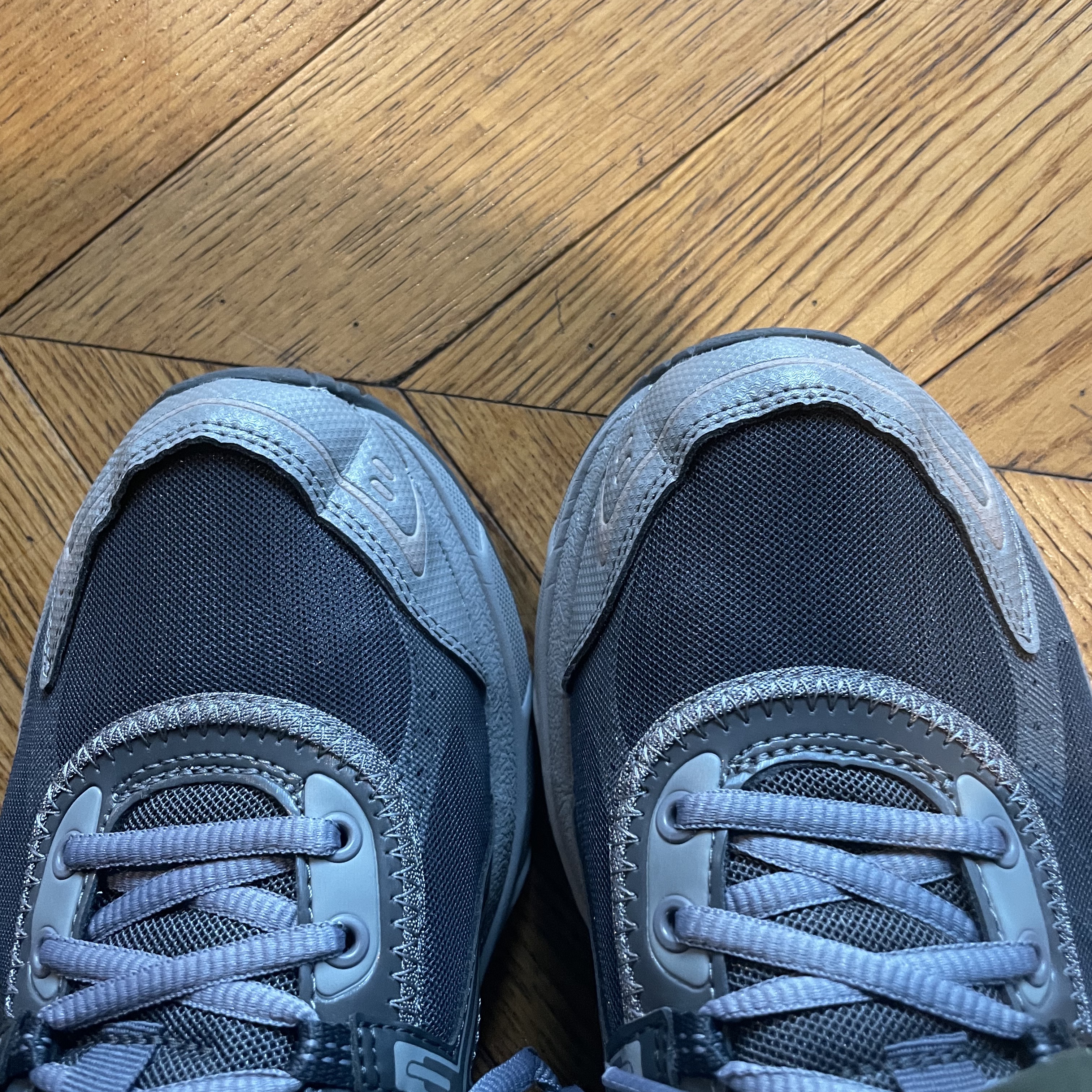 Asics Gel-1130 RE Obsidian Grey 착용 스타일 - 2