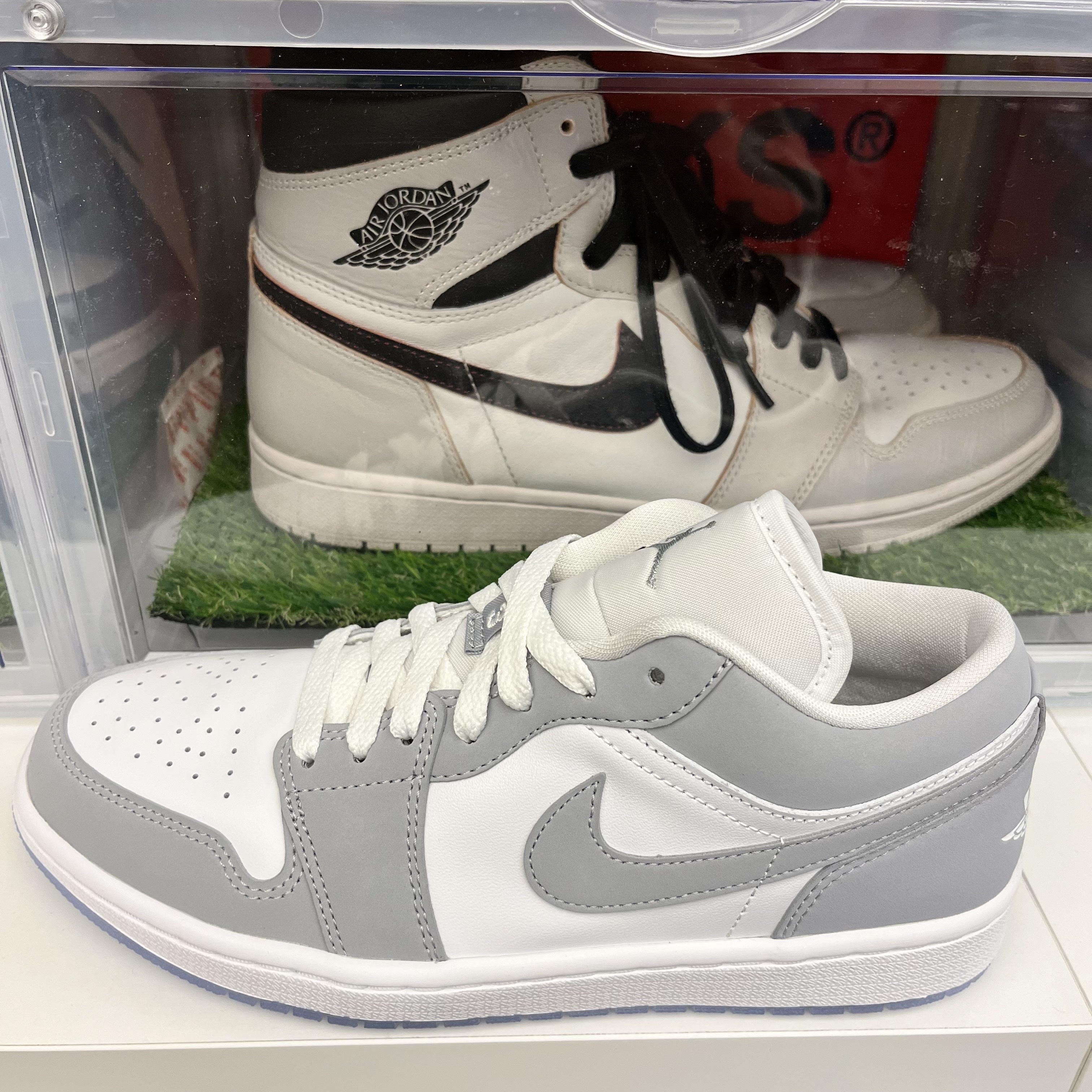 (W) Jordan 1 Low White Wolf Grey 착용 스타일 - 2