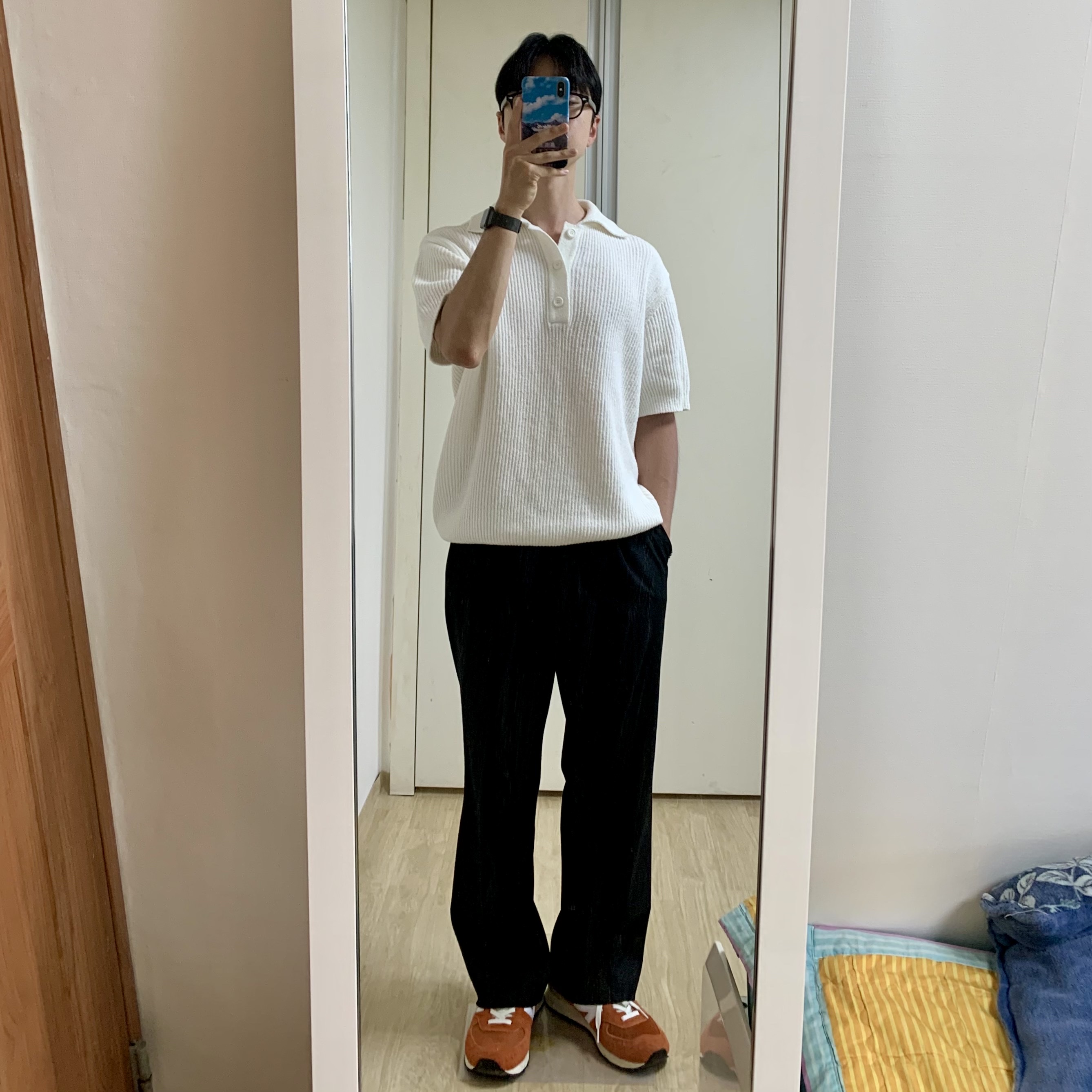 뉴발란스 574 헤리티지 오렌지 버스트 화이트 착용 스타일 - 1