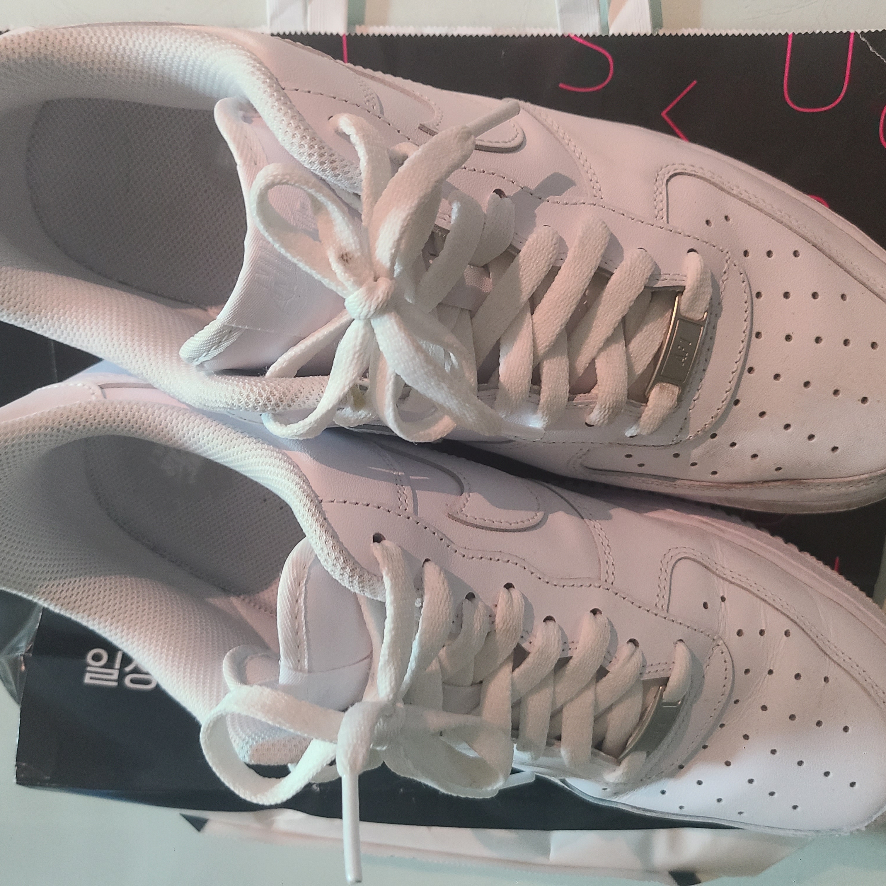 Nike Air Force 1 '07 Low White 착용 스타일