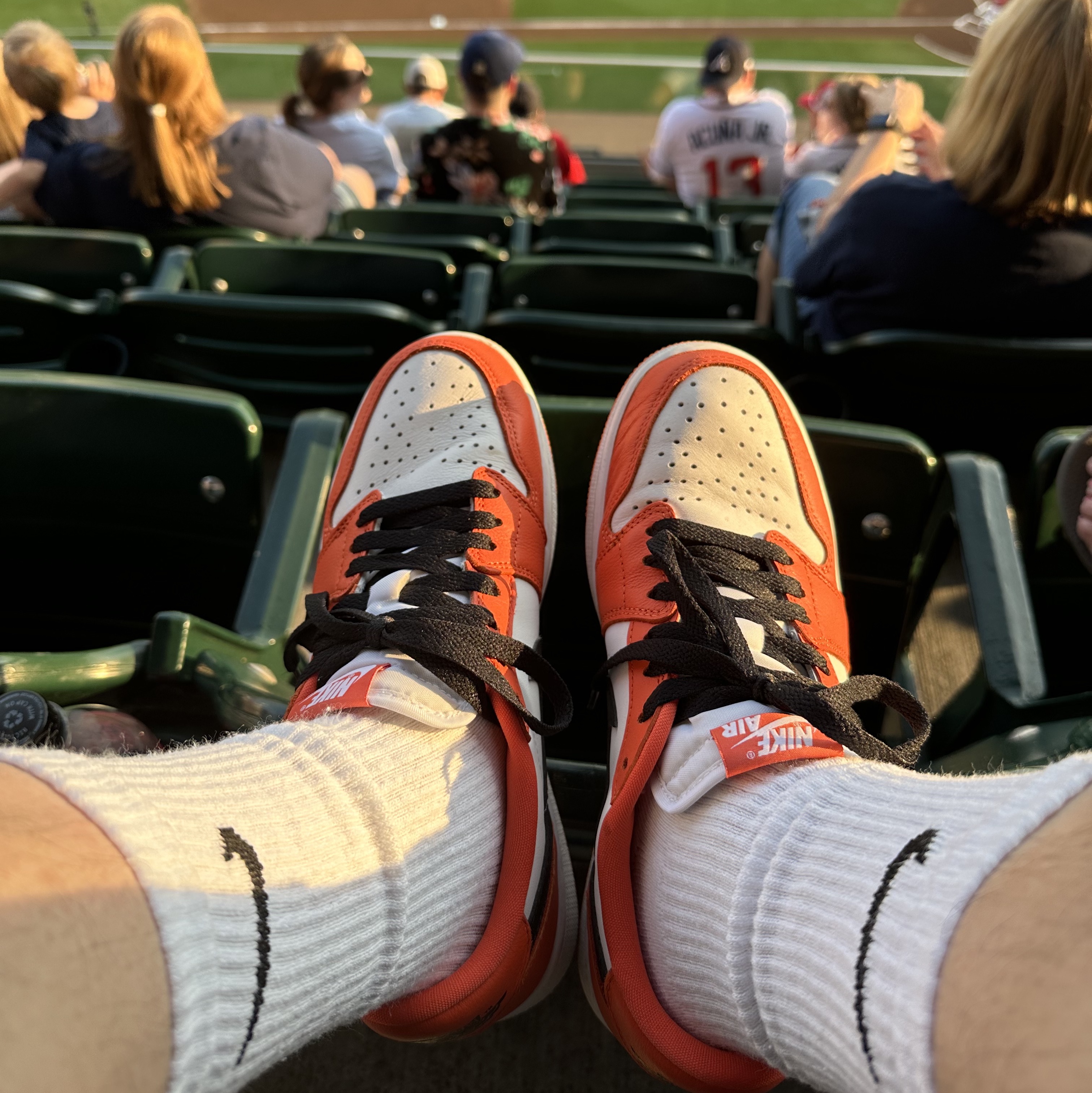 Jordan 1 Low OG Starfish 착용 스타일