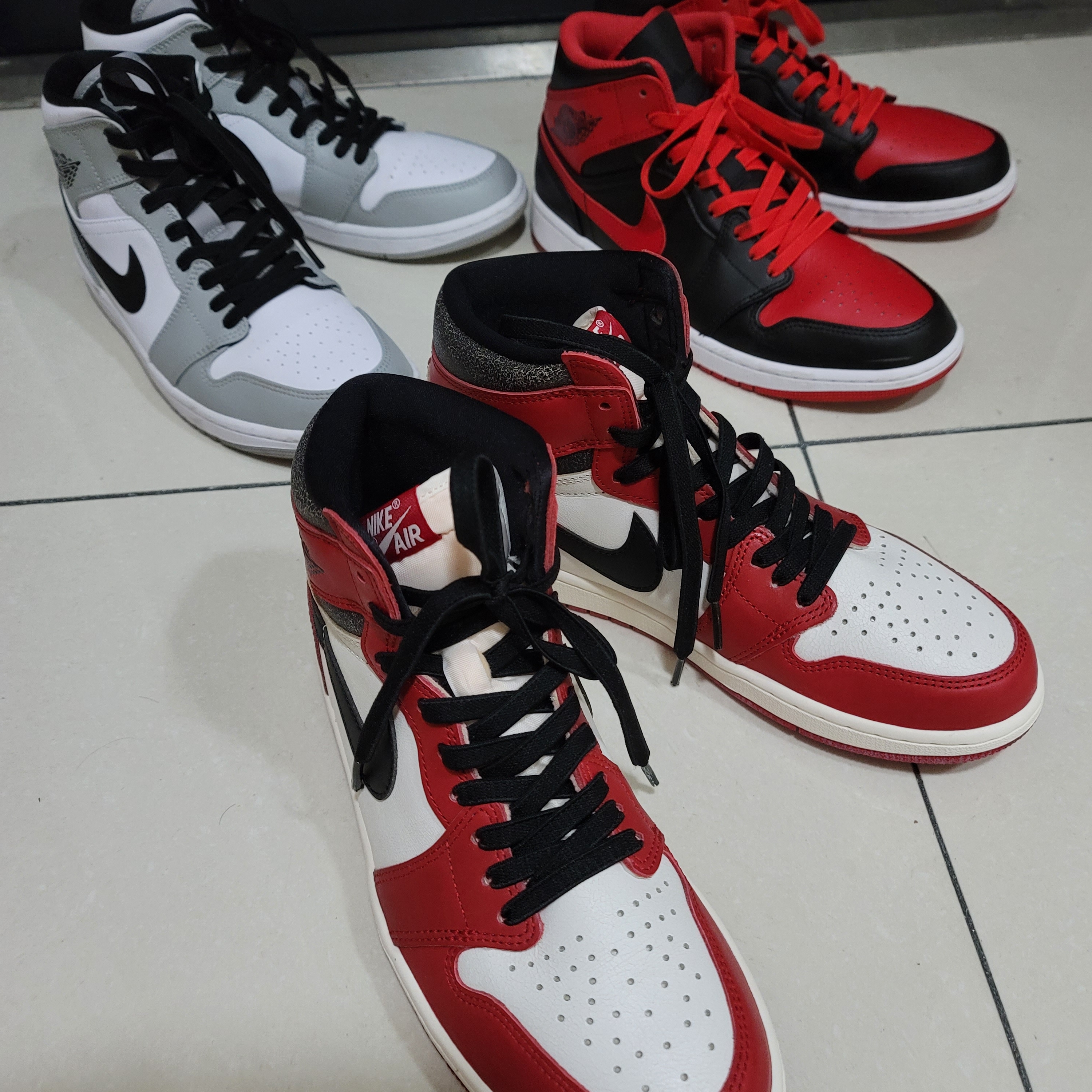 Jordan 1 Mid Light Smoke Grey, Jordan 1 Retro High OG Chicago 2022 착용 스타일 - 2